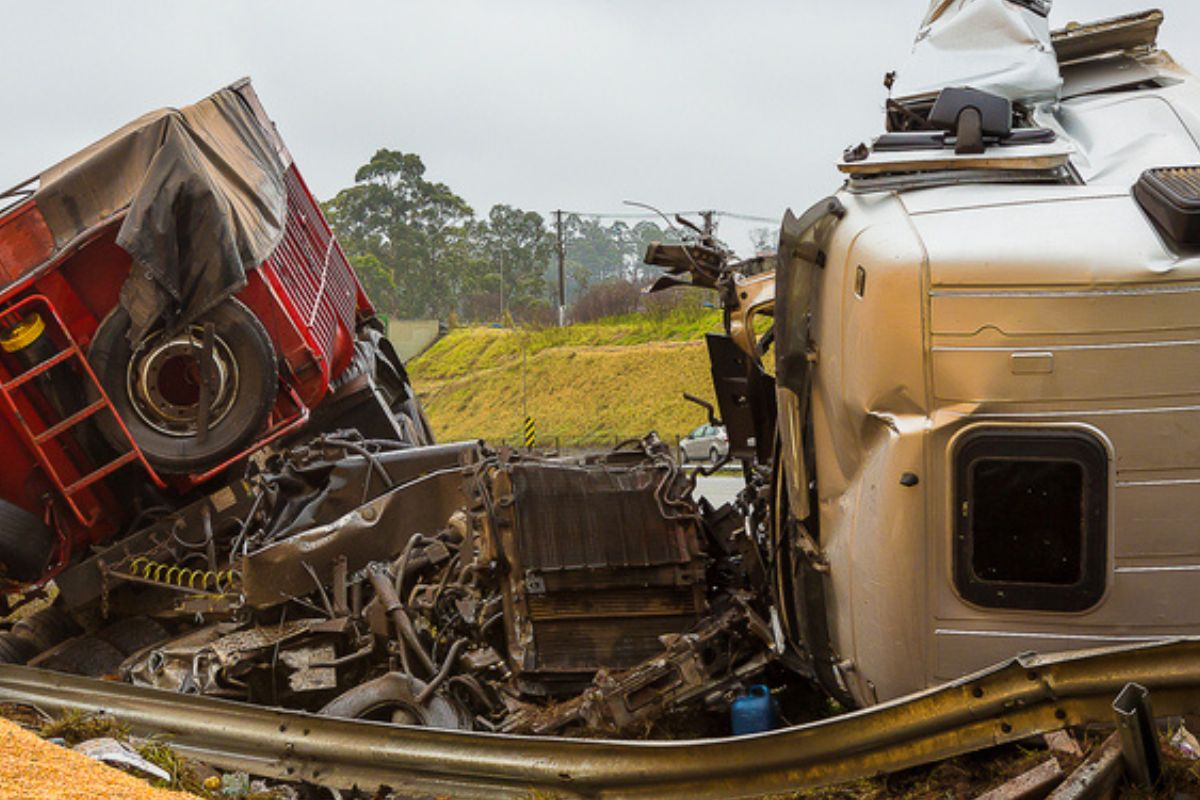 8 Tote nach schwerem LKW-Unfall