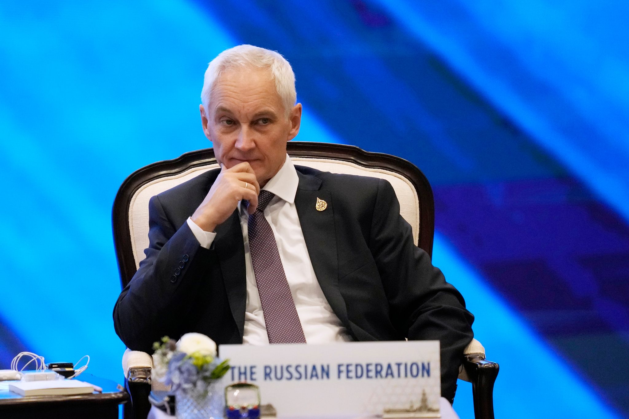 Beloussow: Ein Ökonom soll nun Russlands Krieg führen