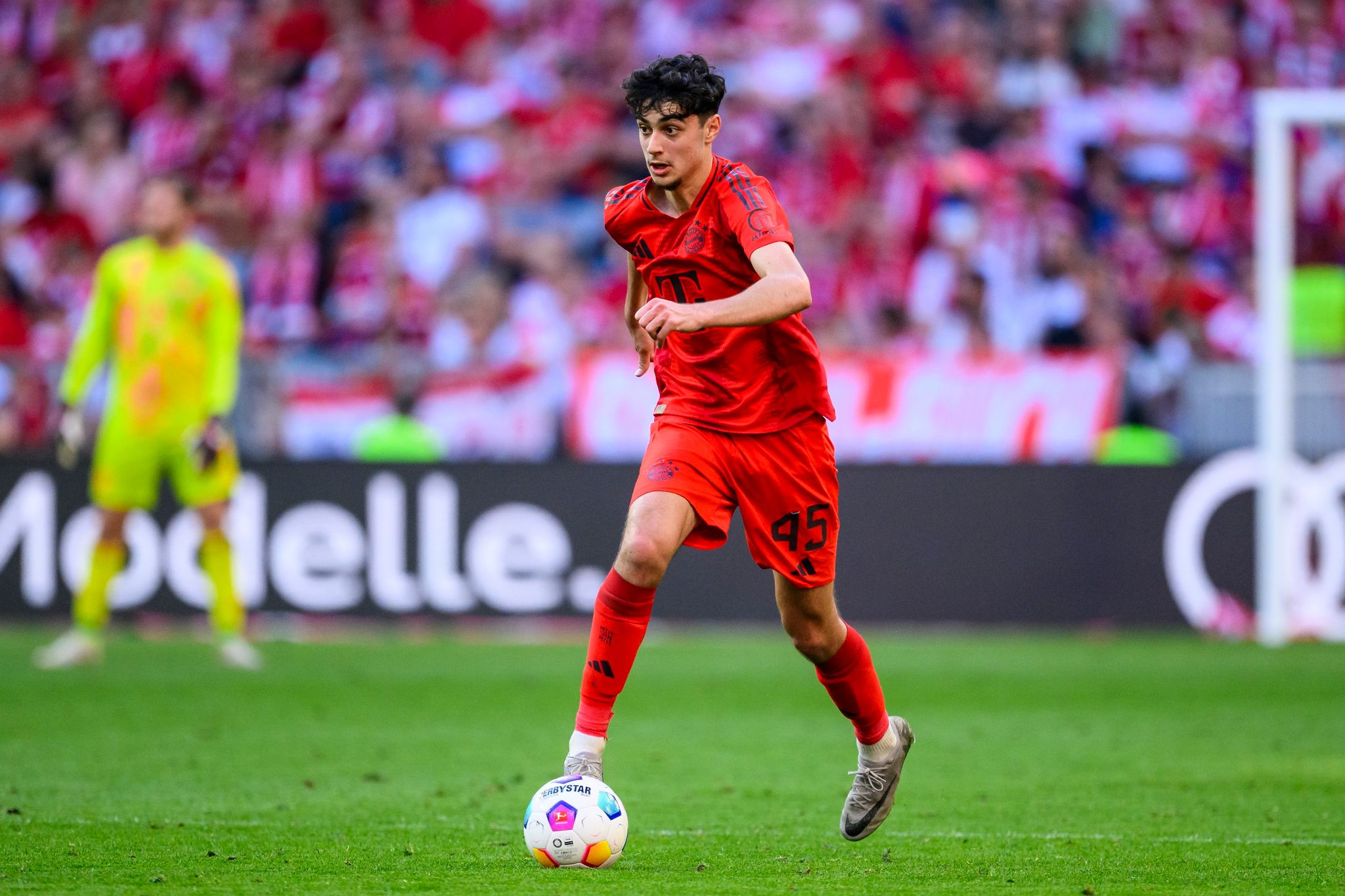 Aleksandar Pavlovic: Überraschende Nominierung für EM-Kader