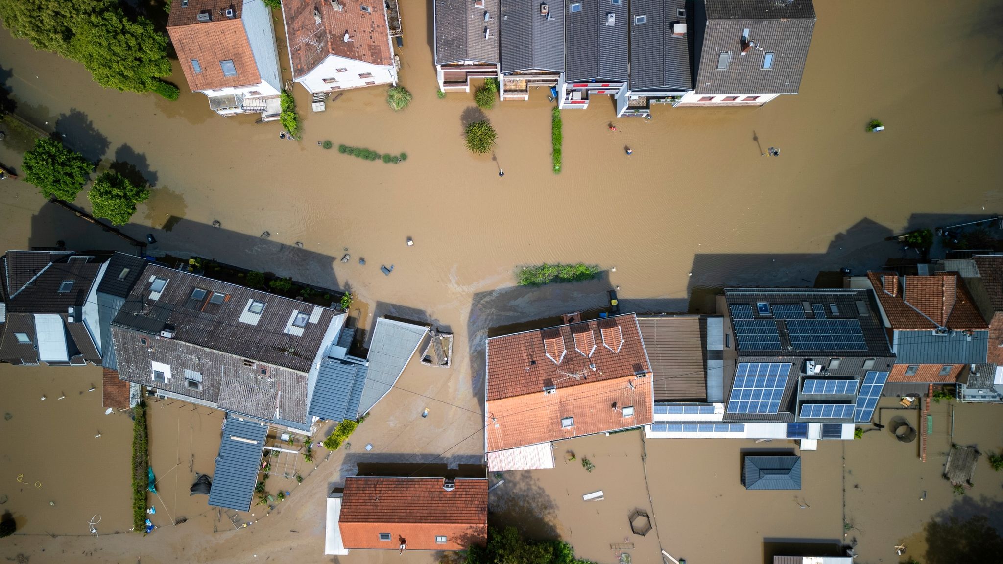 Frau stirbt nach Hochwasser-Rettungseinsatz