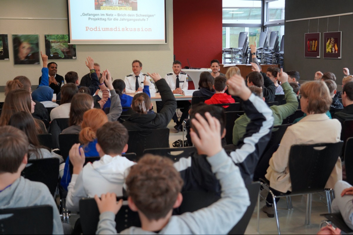 Heppenheim: Projekttag „Brich Dein Schweigen“ an Langenbergschule