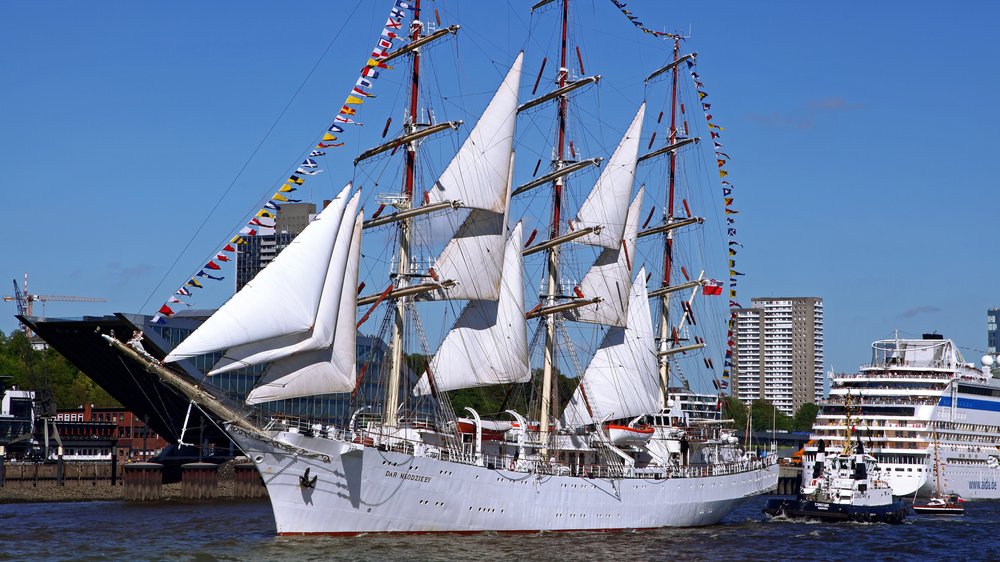 Feiern beim 835. Hafengeburtstag in Hamburg