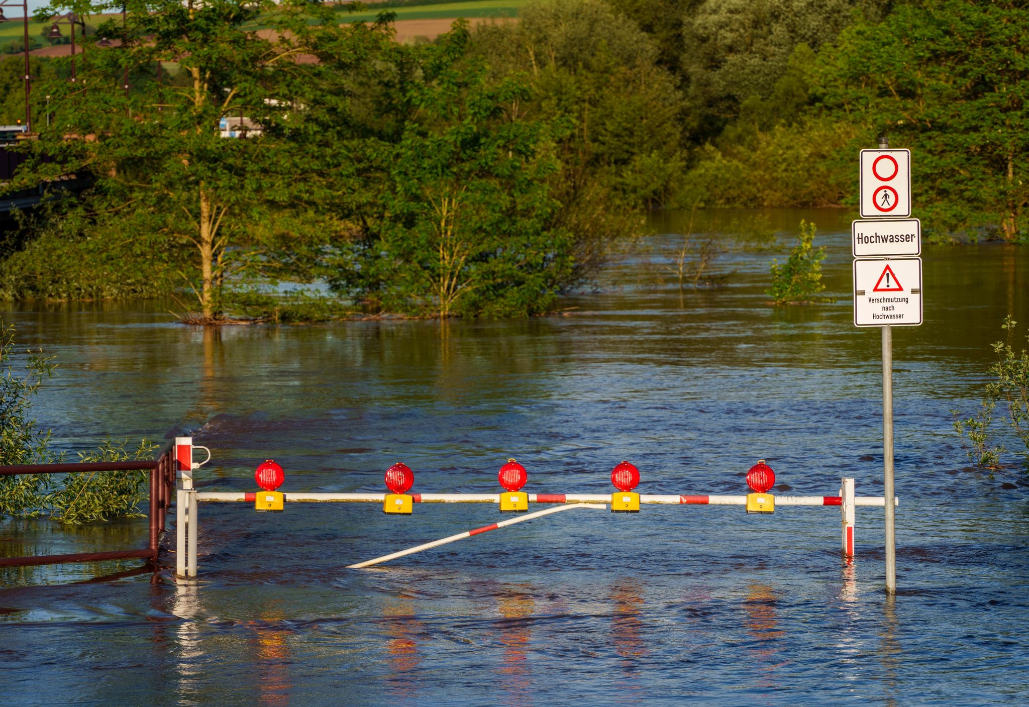 Saarland und Rheinland-Pfalz kämpfen gegen Hochwasser