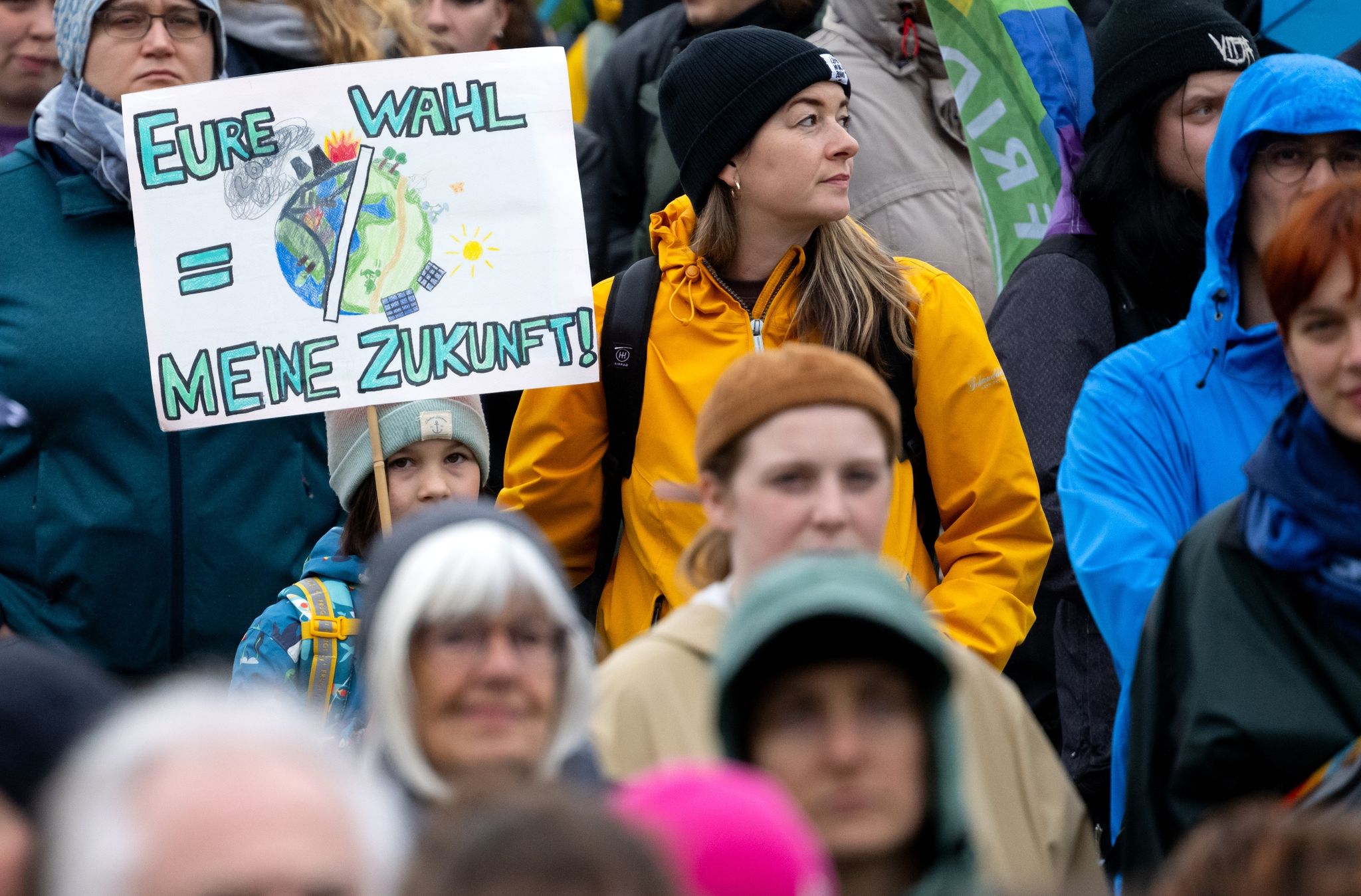 Tausende fordern vor Europawahl Klima- und Demokratieschutz