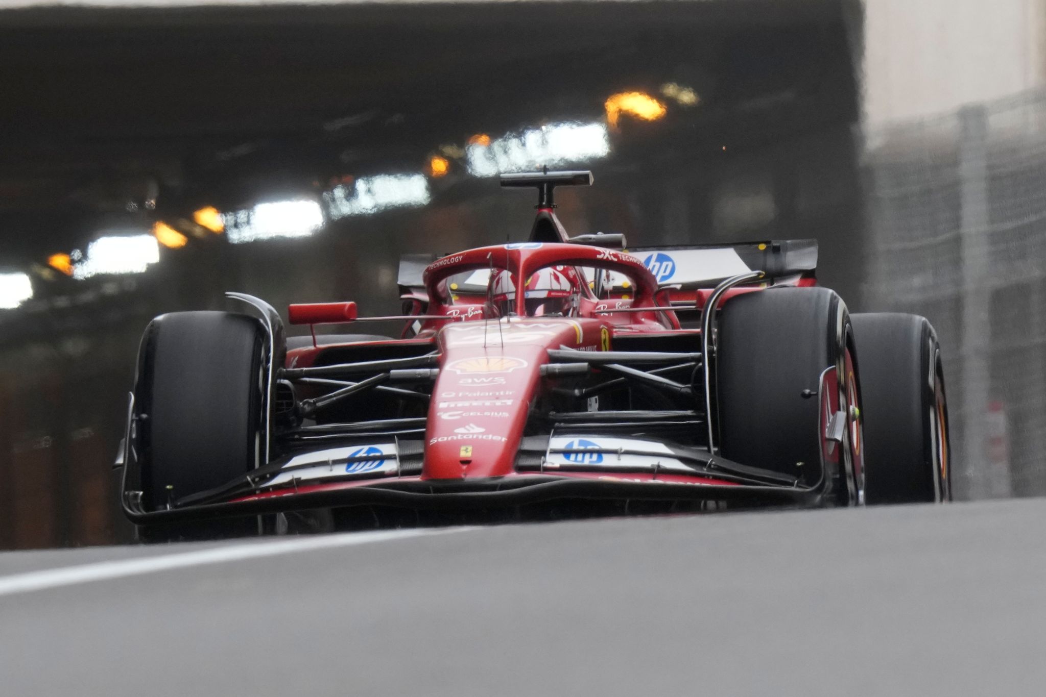 Ferrari-Fahrer Leclerc dominiert Training in Monaco