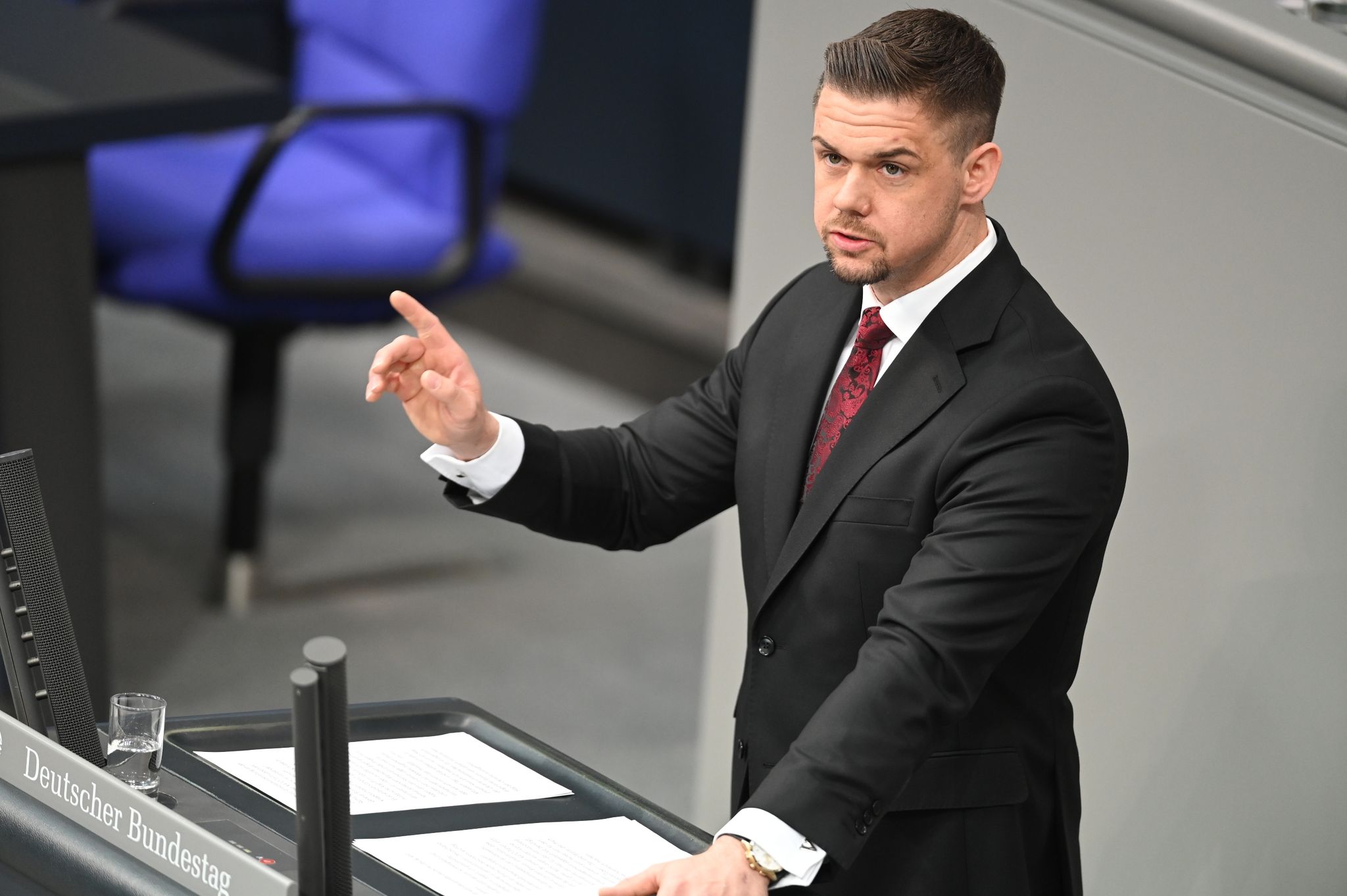 Bundestag hebt Immunität des AfD-Abgeordneten Gnauck auf