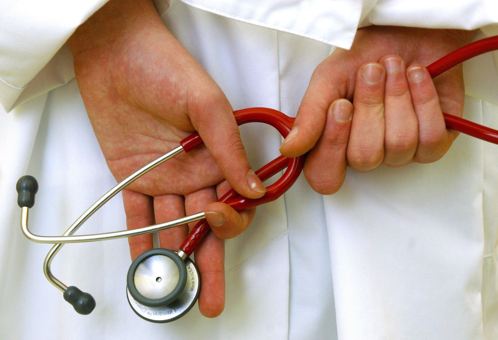 Schleppende Anerkennung ausländischer Ärzte in der Kritik