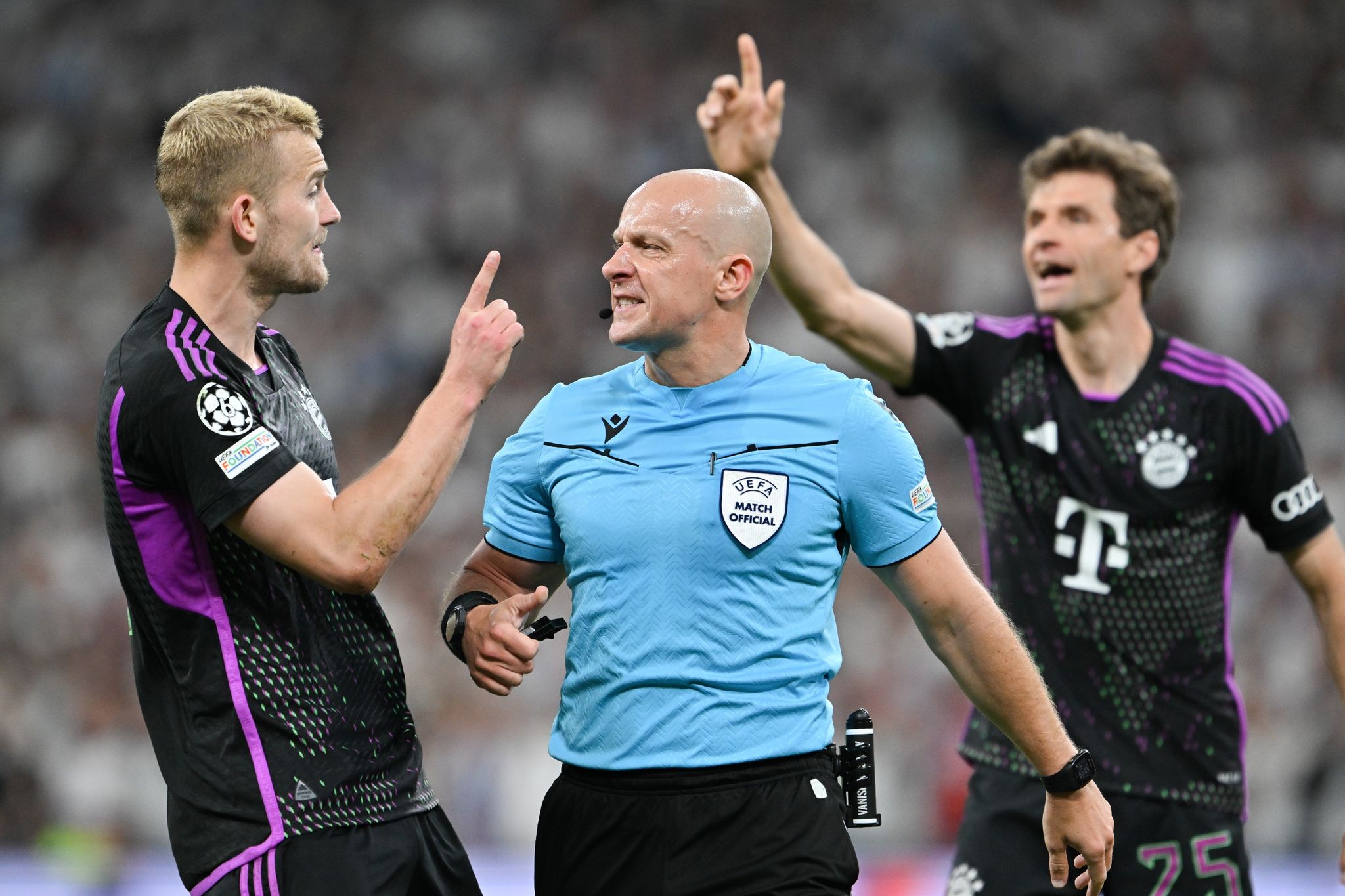 Bayern-Zorn auf Referee: «Gegen alle Regeln des Fußballs»