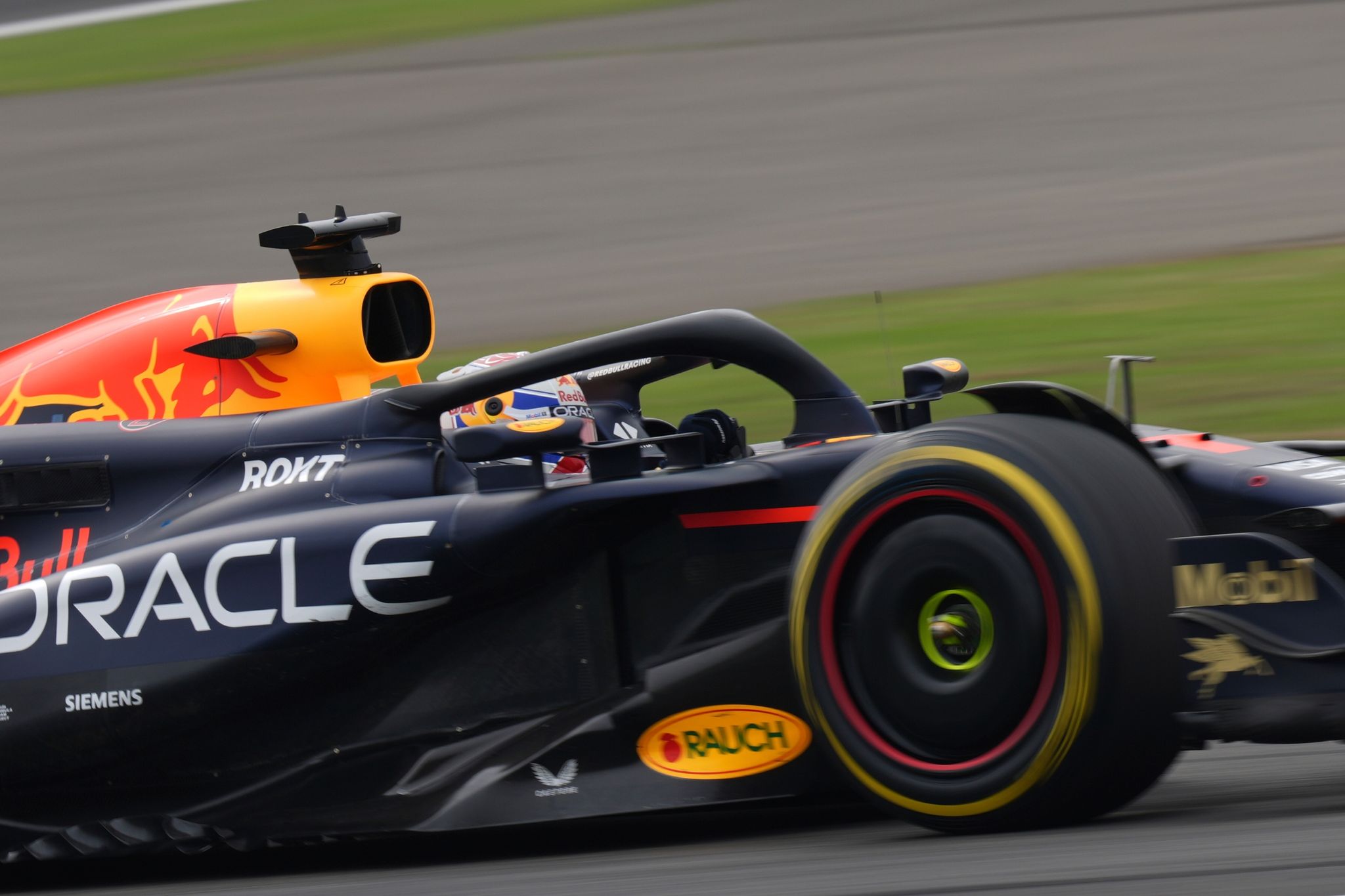 Max Verstappen gewinnt zweites Formel-1-Sprintrennen in Miami