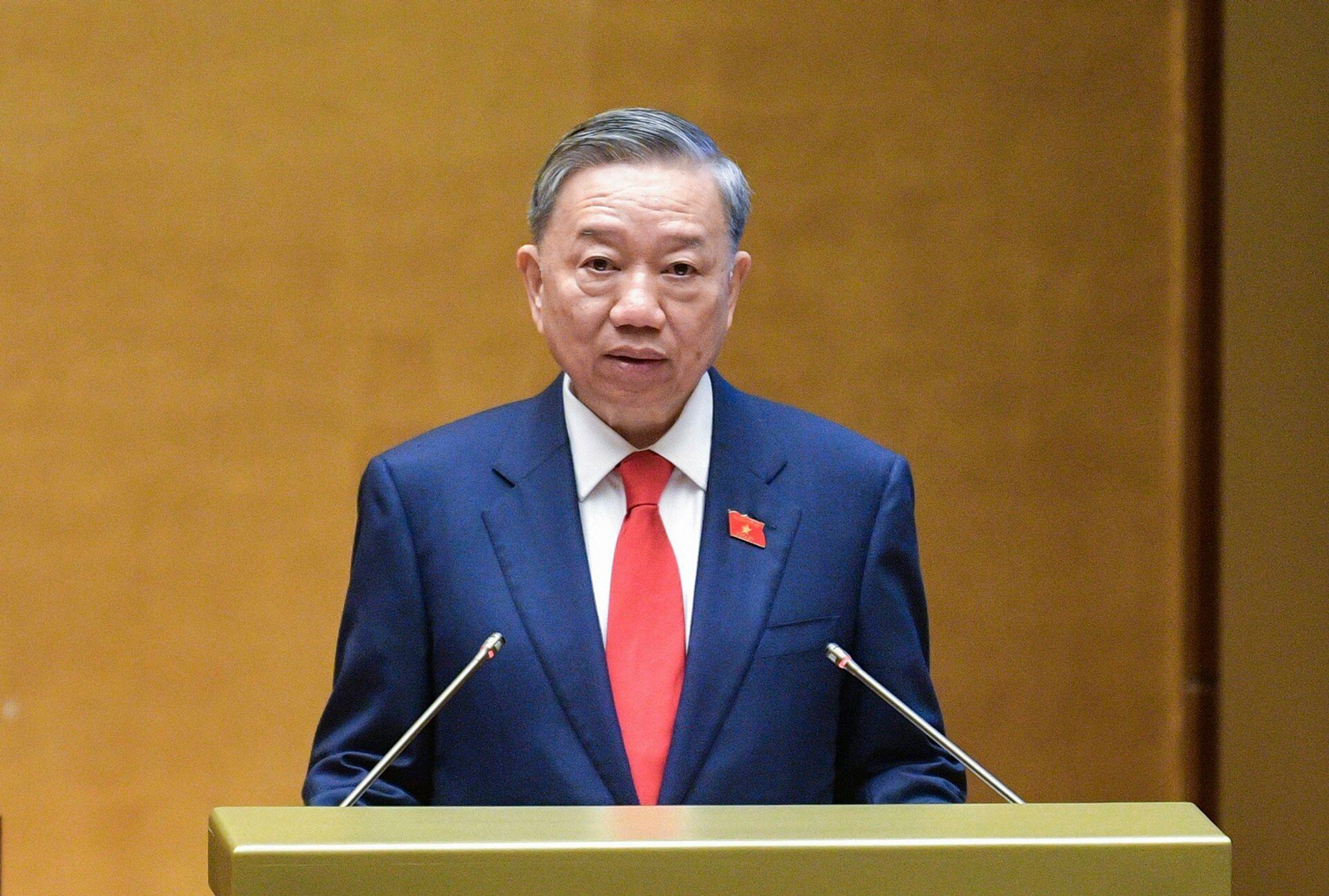 Neuer Staatspräsident in Vietnam vereidigt