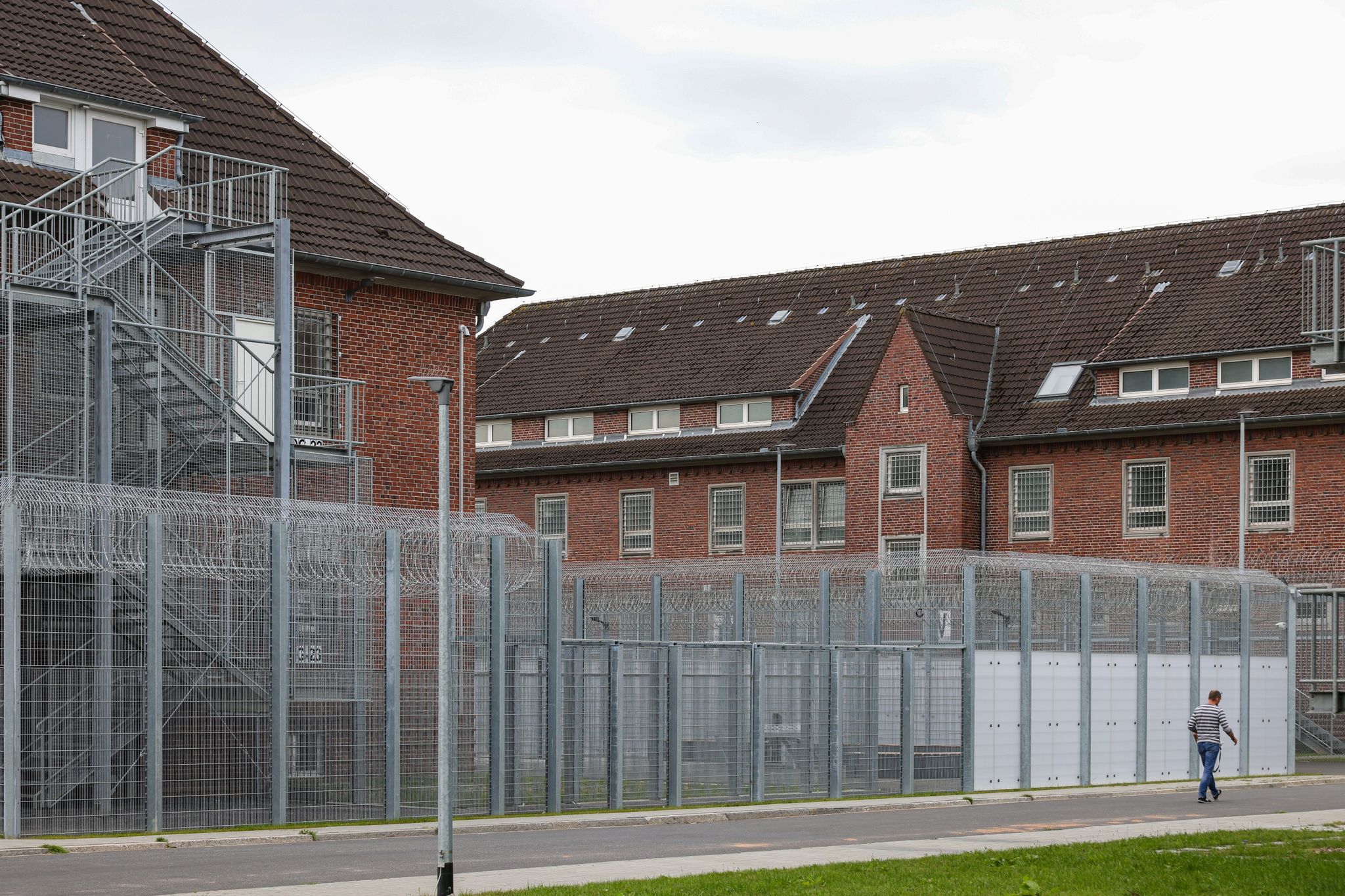 Kabinett berät über Ausweisung nach Terrorverherrlichung