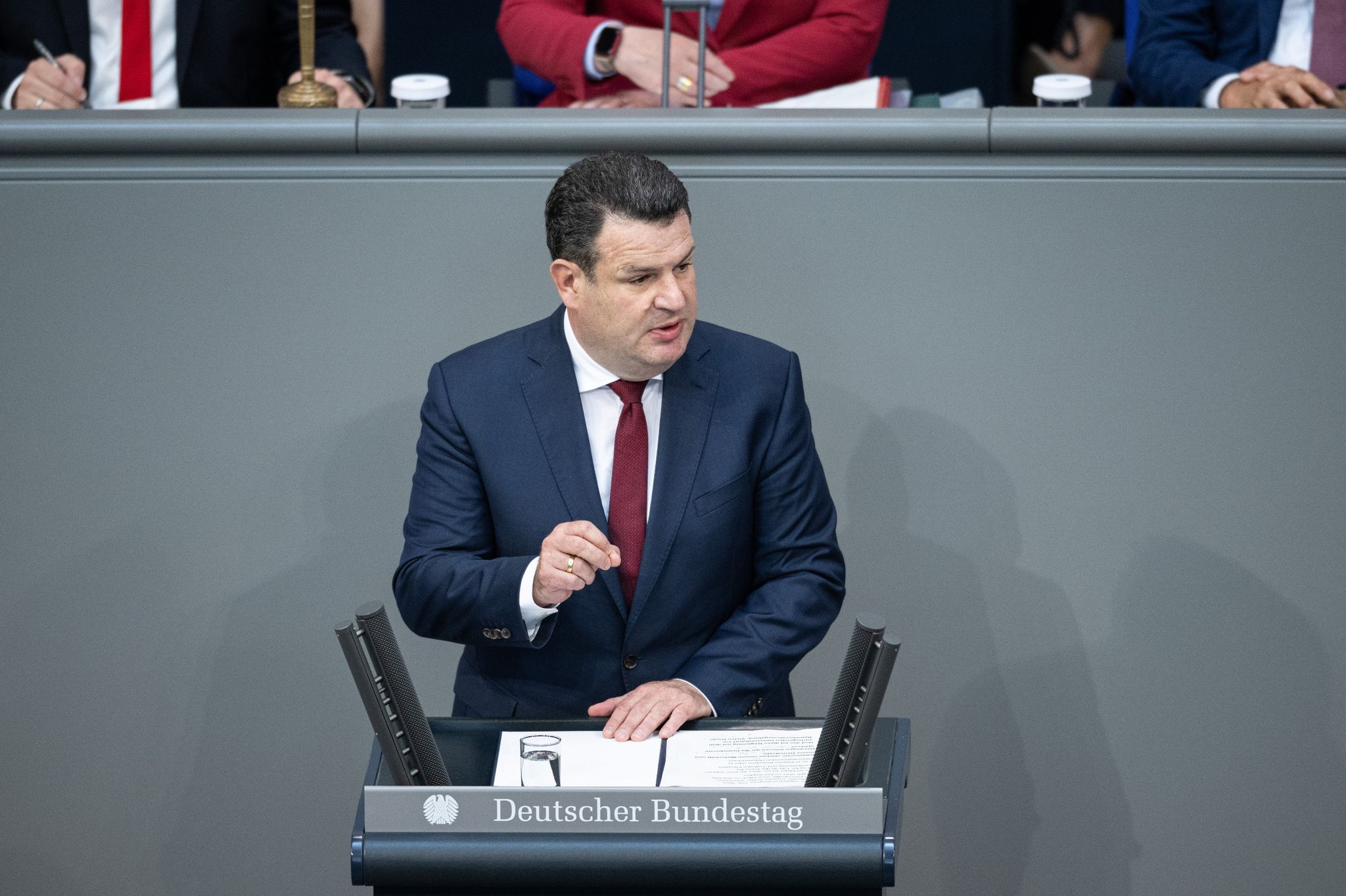Bundestag beschließt Gesetzesänderung zur Vergütung von Betriebsräten