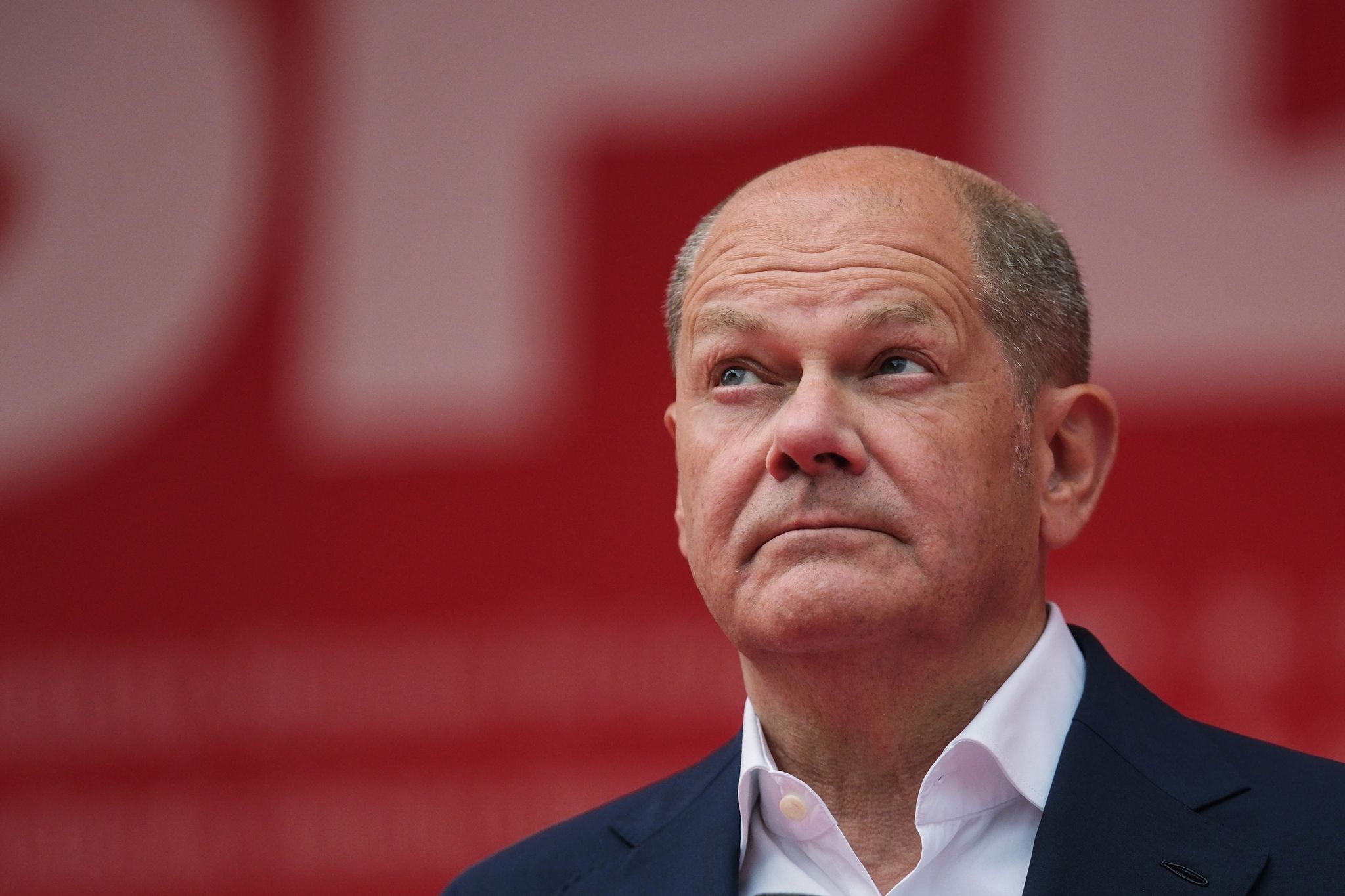 Scholz erinnert an Gewalttaten – Aufruf gegen Hass