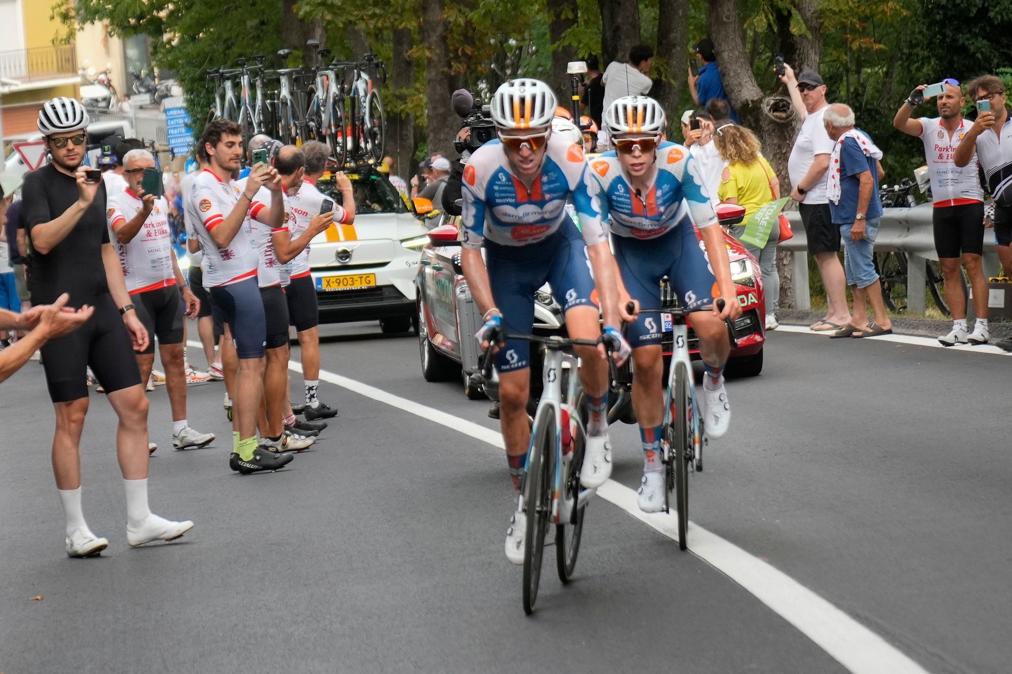 Spannender Tour de France-Auftakt in Italien
