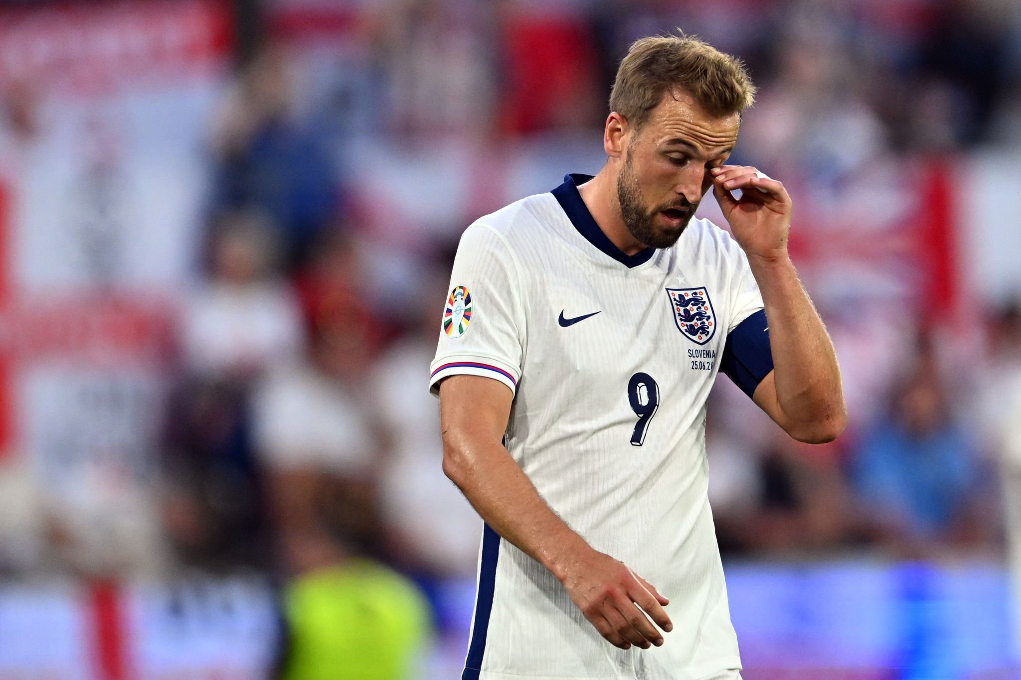 England müht sich zum Gruppensieg gegen Slowenien