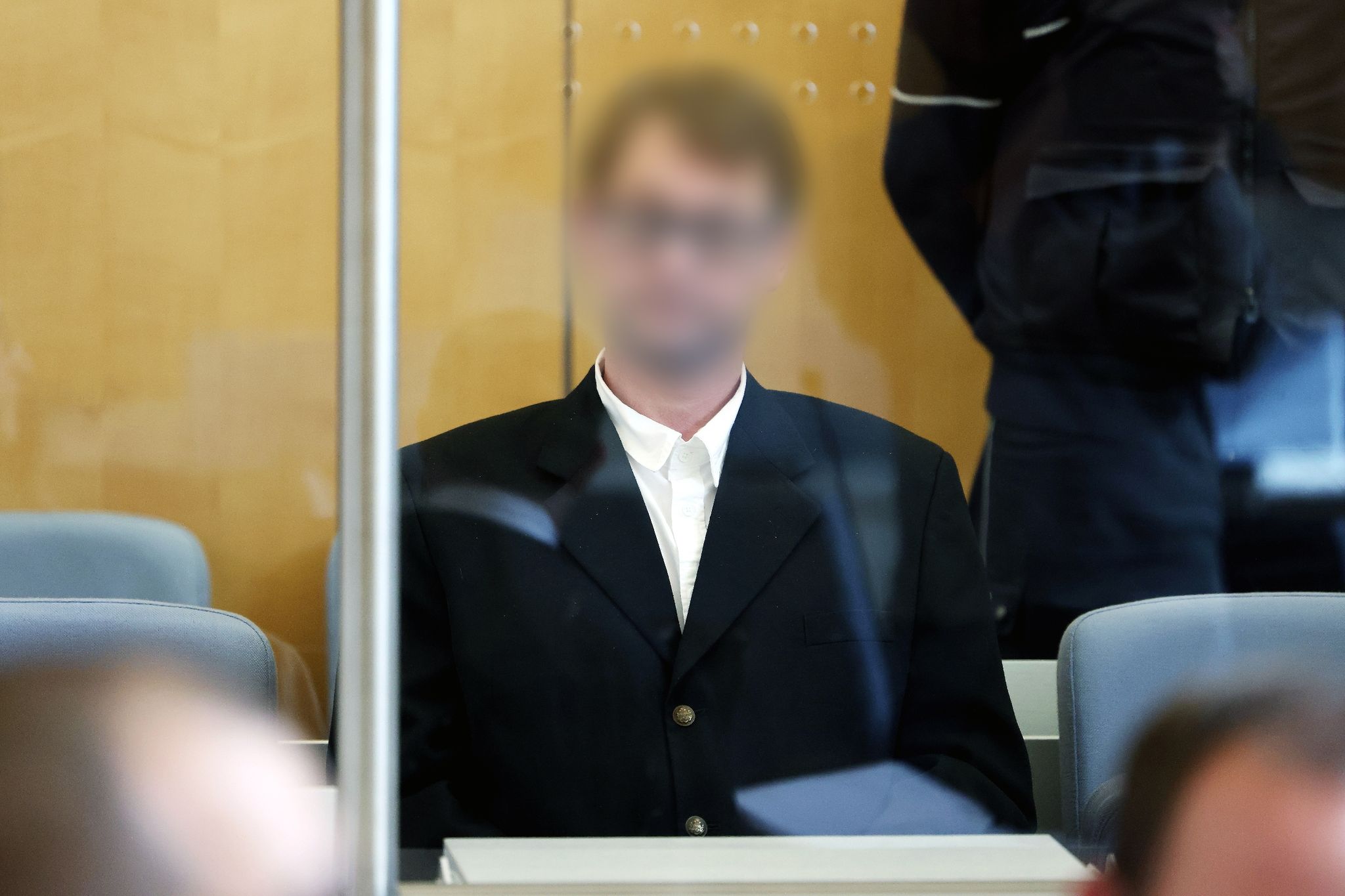 Rechter Terrorist gesteht Hochverratspläne vor Gericht
