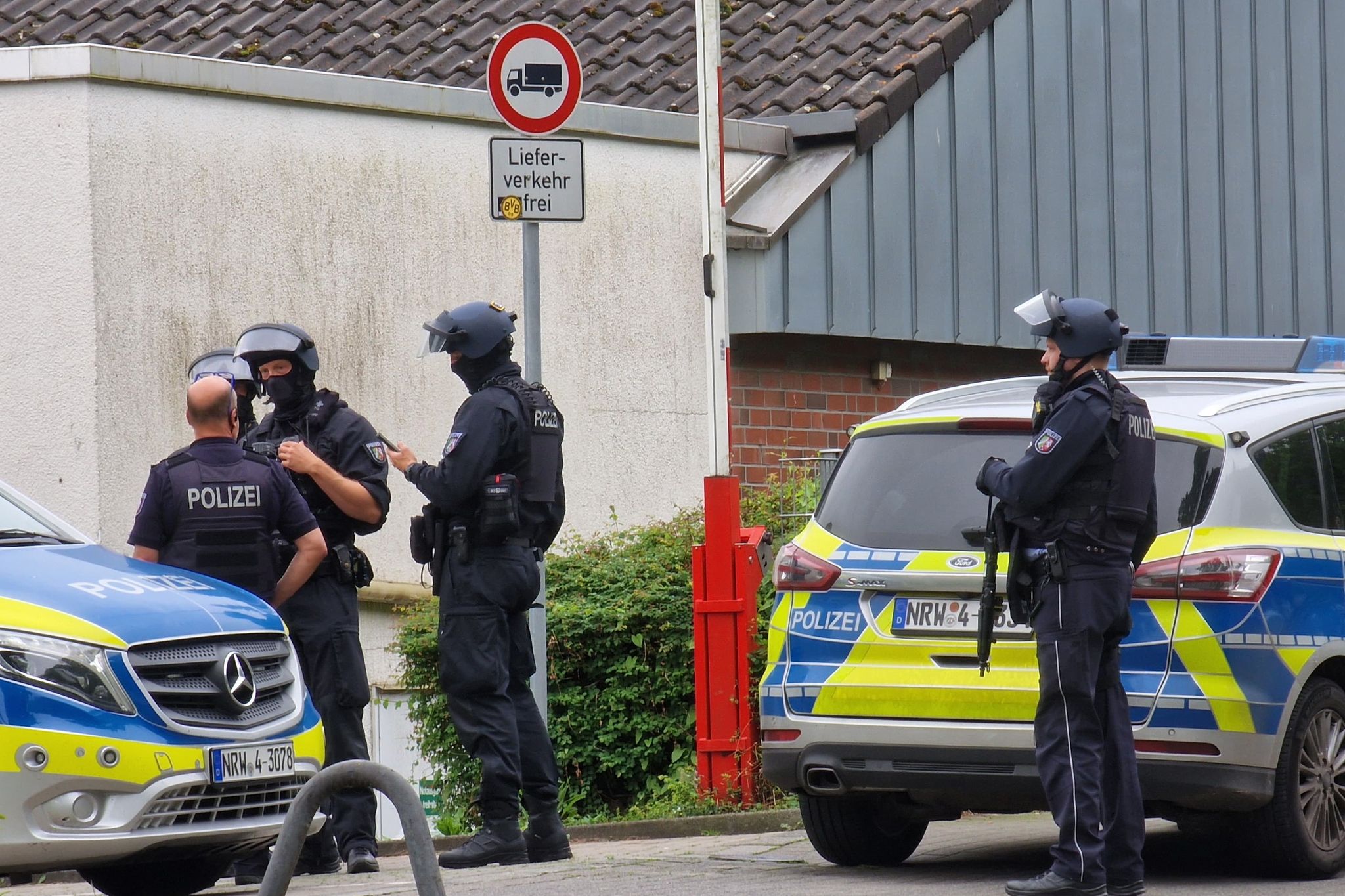 Täter nach Schüssen in Hagen weiter auf der Flucht