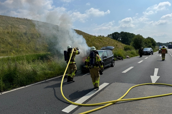 Bremerhaven: PKW Brand Cherbourger Straße