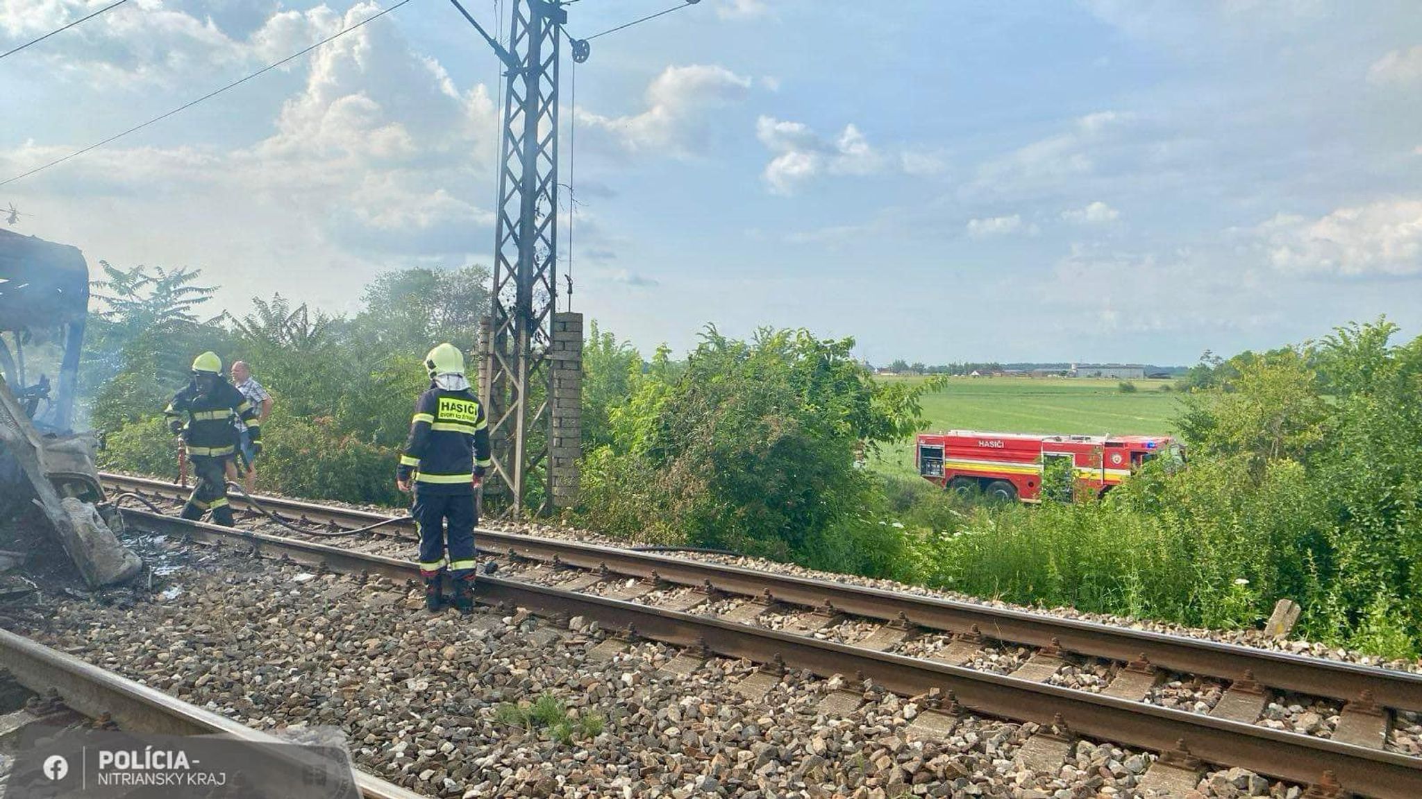 Tragödie in der Slowakei: Sechs Tote bei Zug-Bus-Kollision