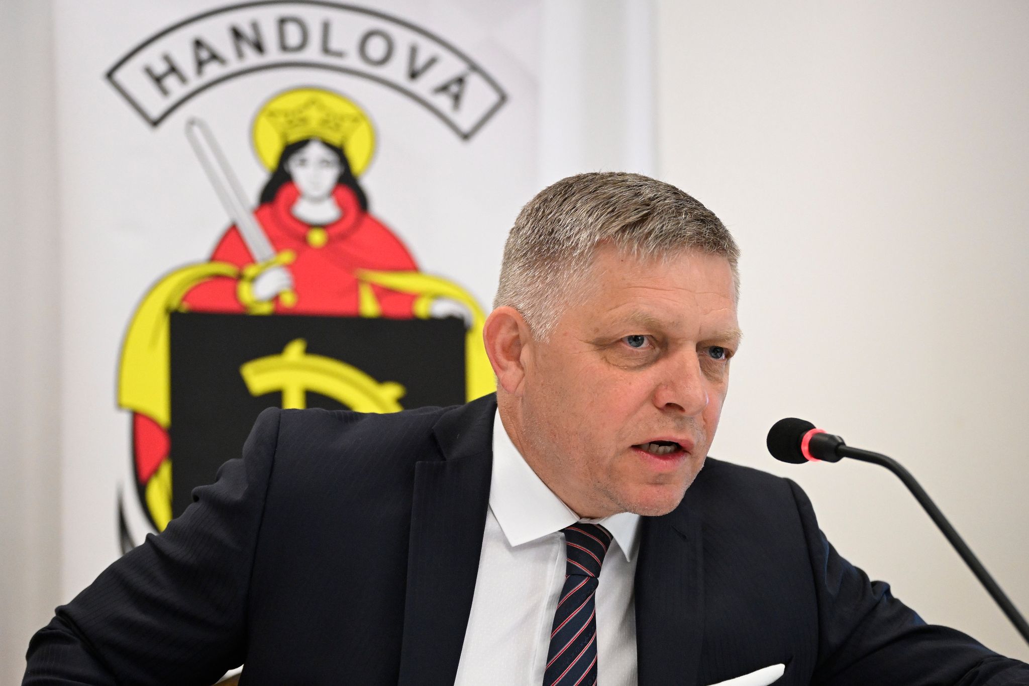 Fico gibt slowakischer Opposition Schuld am Attentat