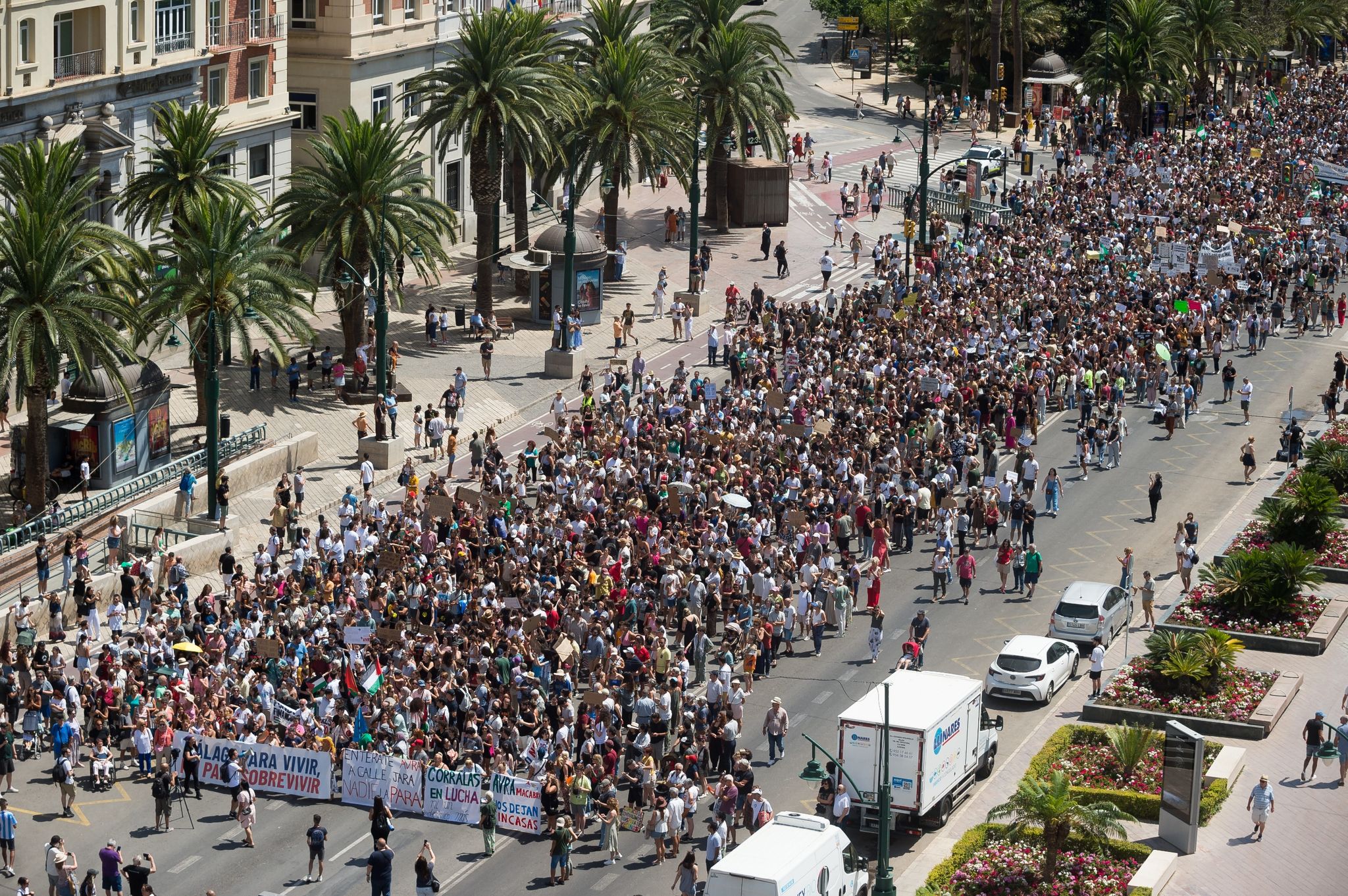 Auch in Málaga großer Protest gegen Massentourismus