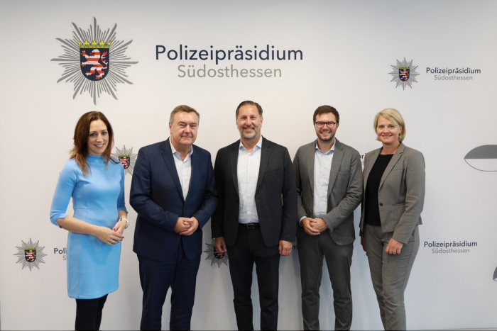 Einblicke in Polizeiarbeit: Stadtspitze besucht Polizeipräsidium