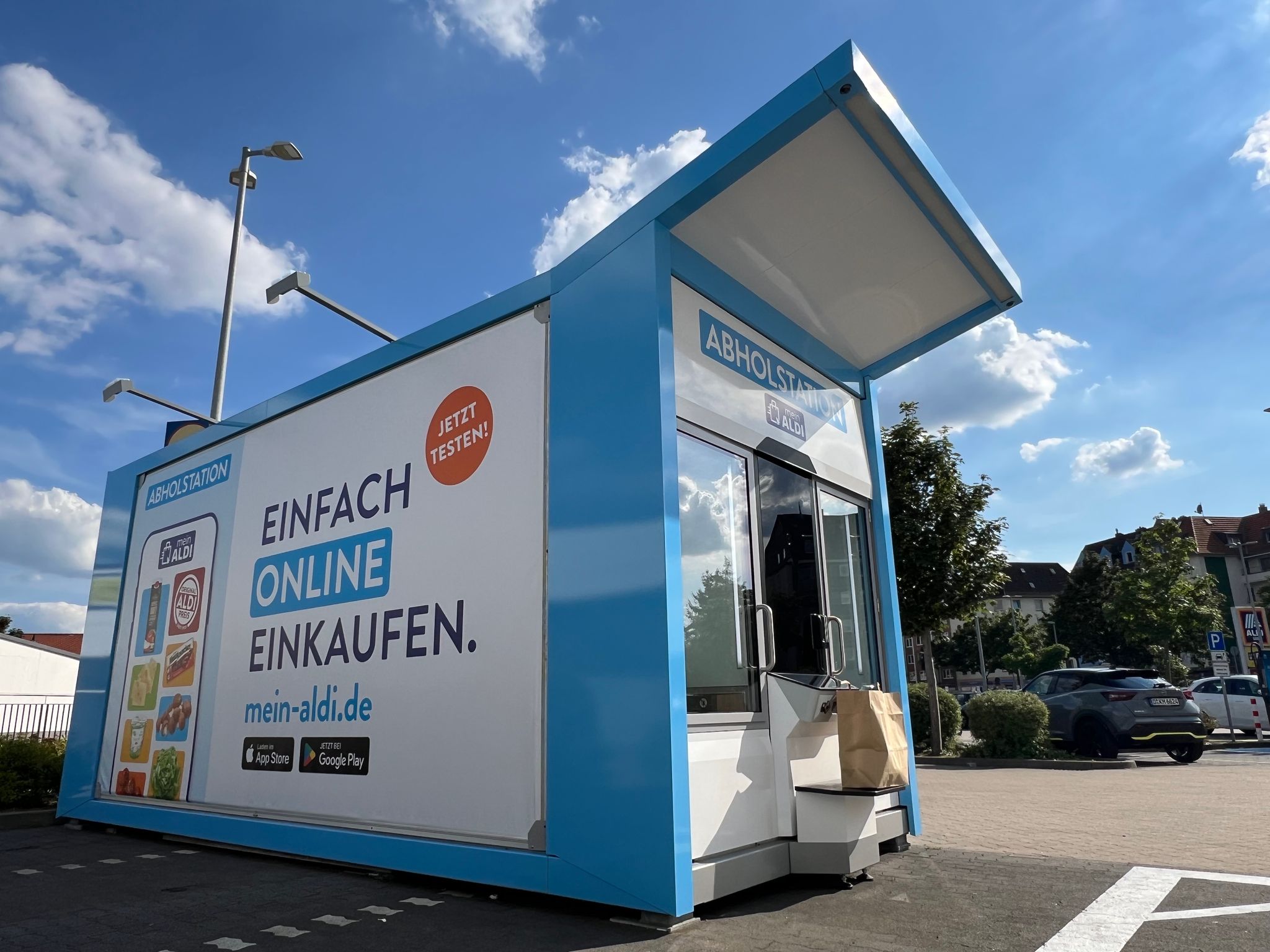 Lebensmittel vom Automaten: Aldi und Rewe gehen neue Wege