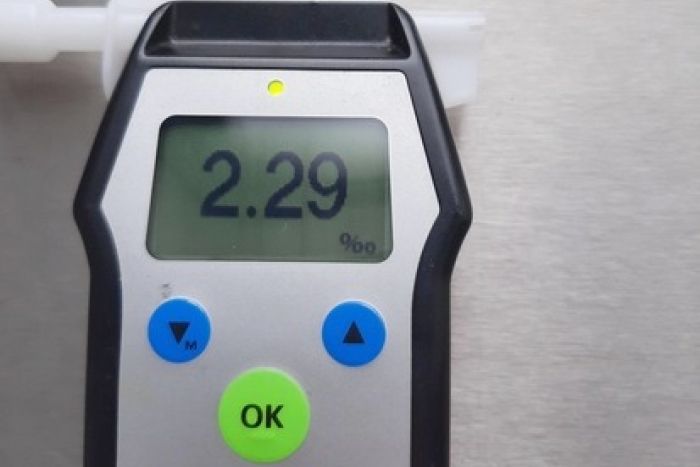 Westerland: Schüler überquert Bahngleise, Zug muss bremsen