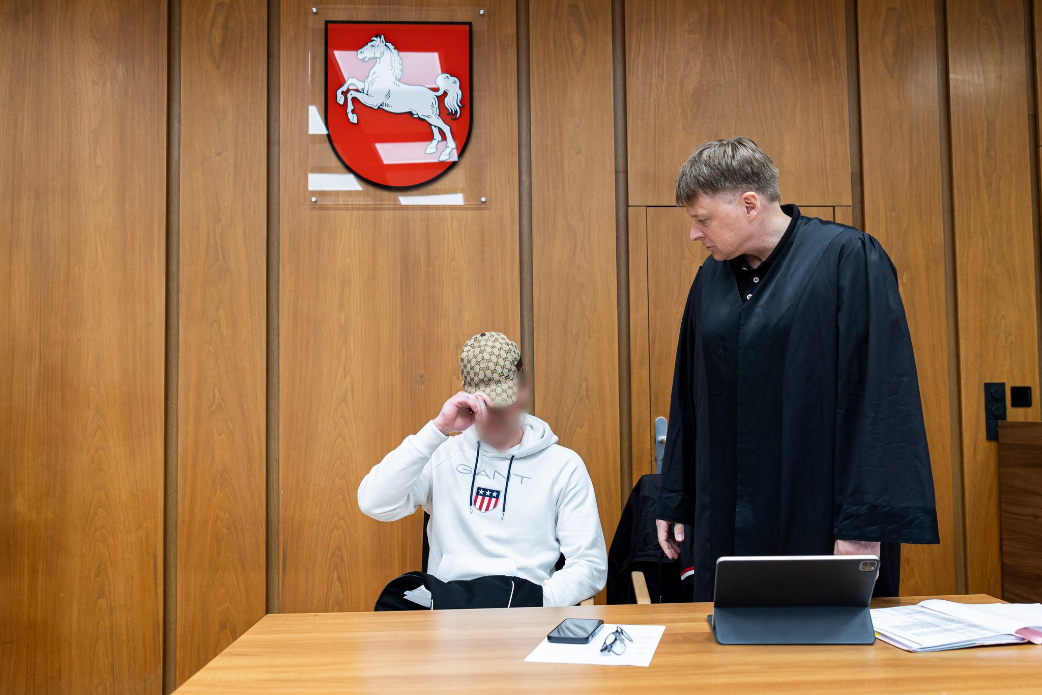 Verurteilter will zurück ins Gefängnis, um Kumpel zu besuchen