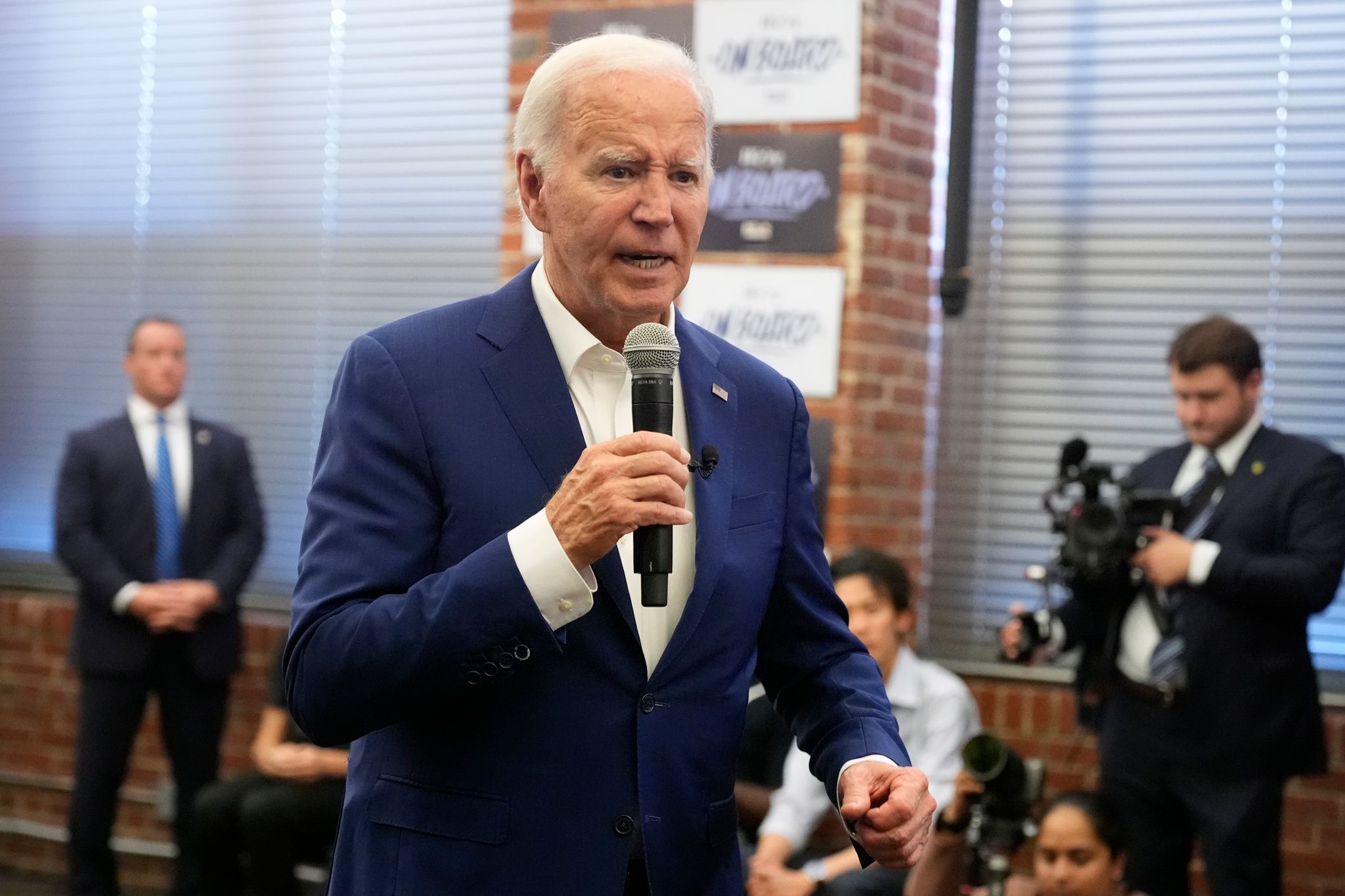 Biden tourt durch Pennsylvania – Demokraten beraten sich