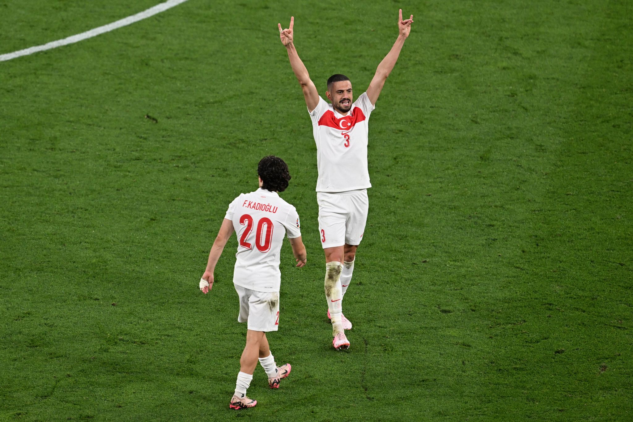 Wolfsgruß-Eklat: Zwei Spiele Sperre für Demiral