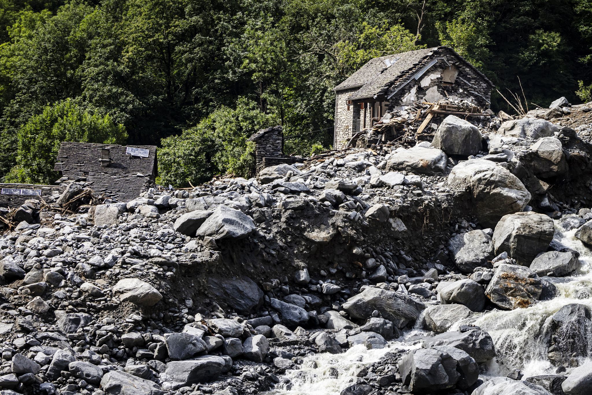 Drei Opfer der Unwetter in der Schweiz aus Baden-Württemberg