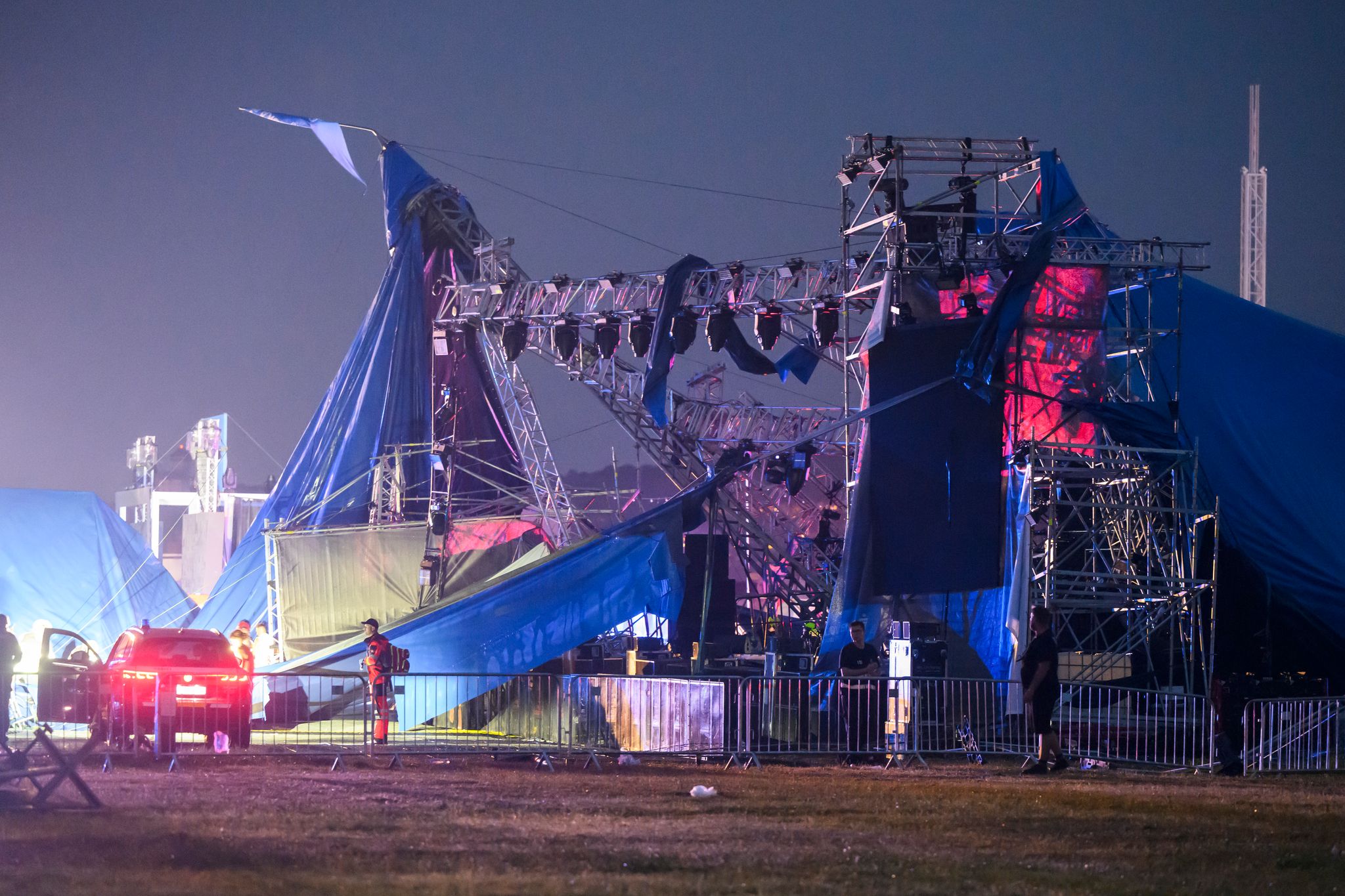 Unwetter verwüstet Festival in der Slowakei