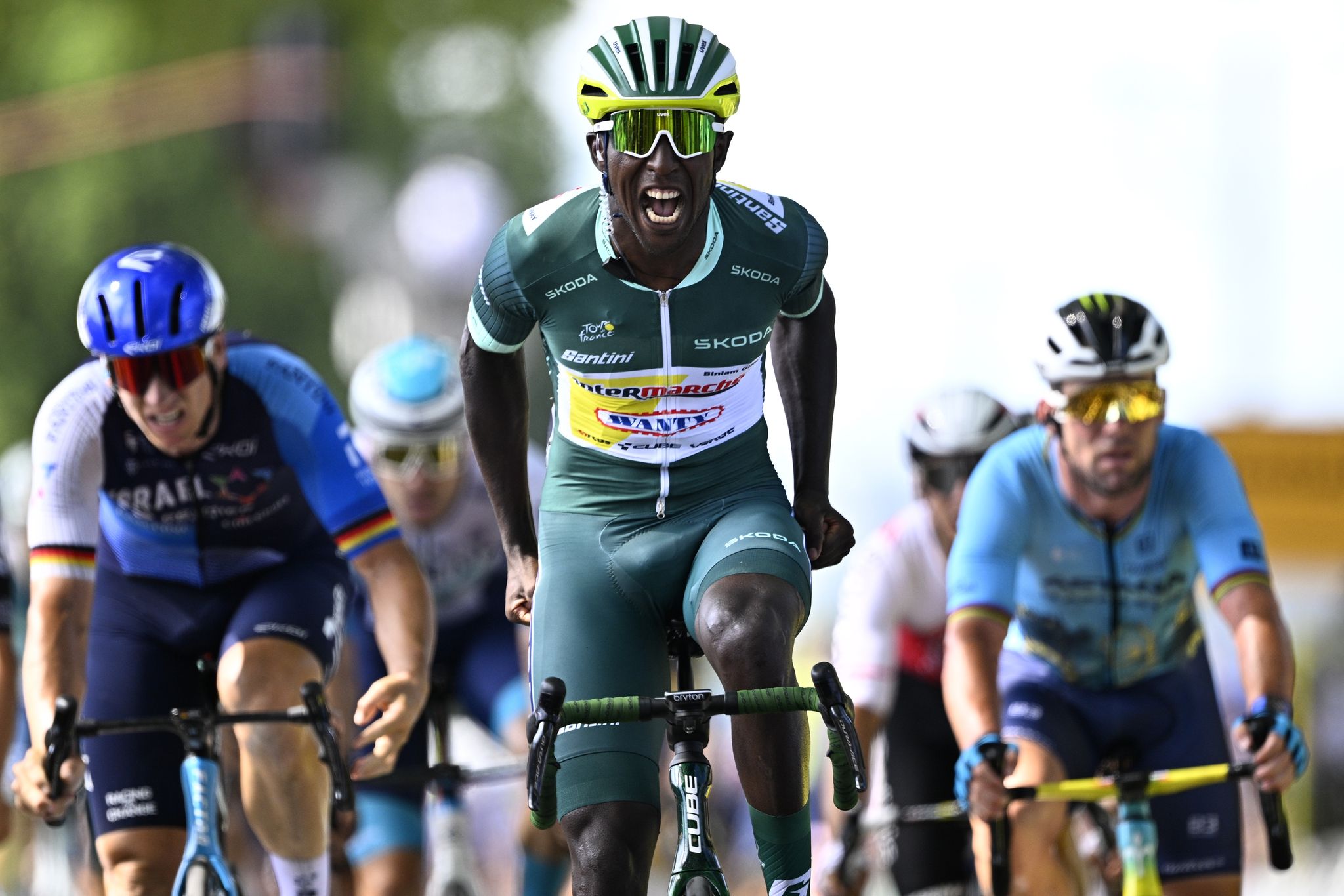 Biniam Girmay gewinnt zwölfte Tour-Etappe