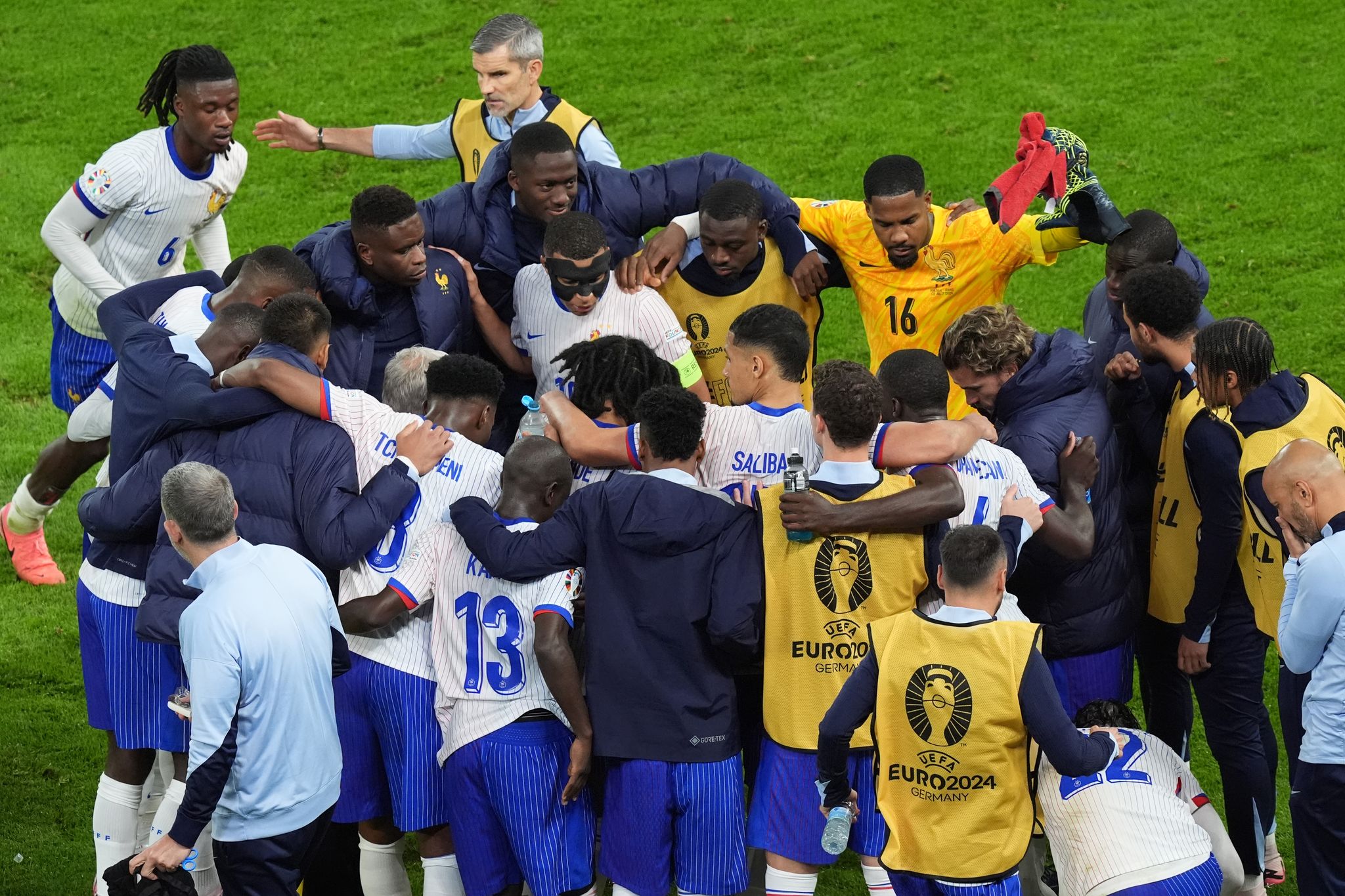 EM-Drama: Frankreich besiegt Portugal im Elfmeterschießen