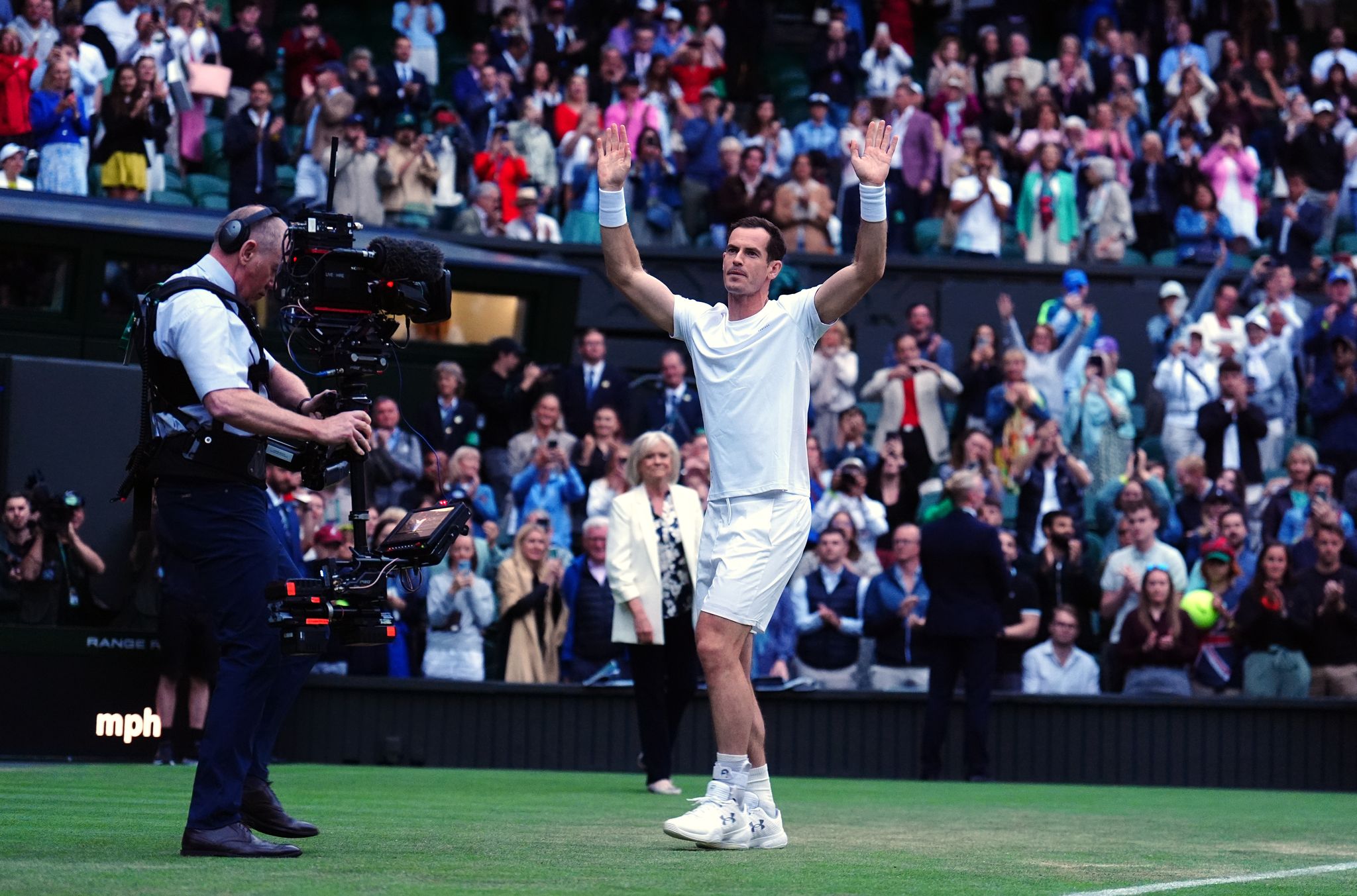 Zu Tränen gerührt – Murray verabschiedet sich von Wimbledon