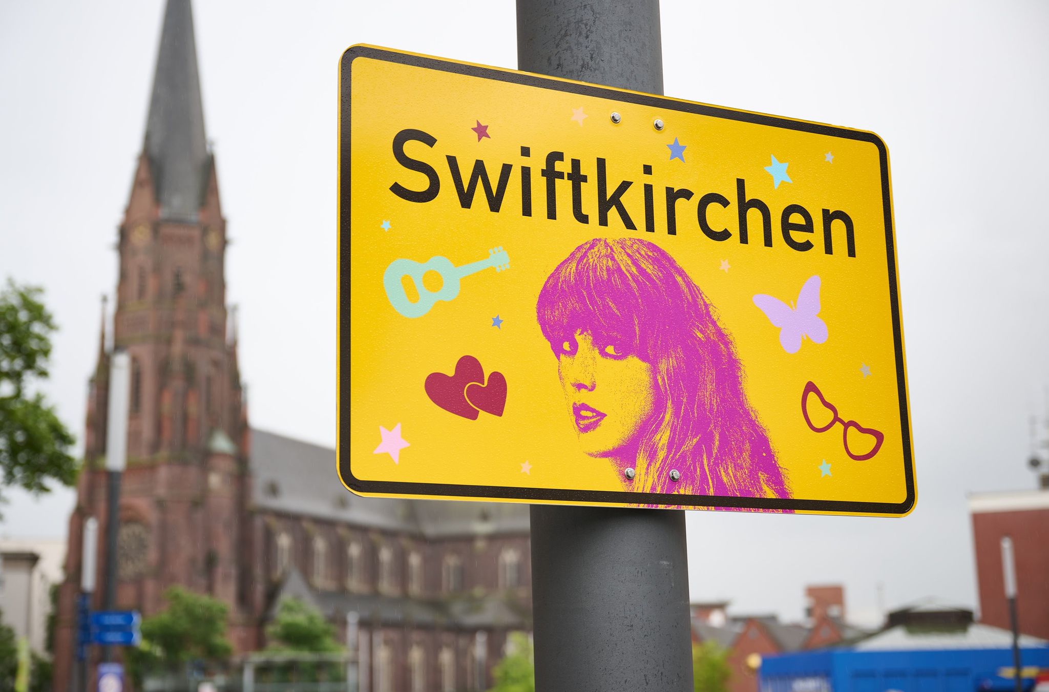 Warum Gelsenkirchen? Taylor Swifts Start in Deutschland