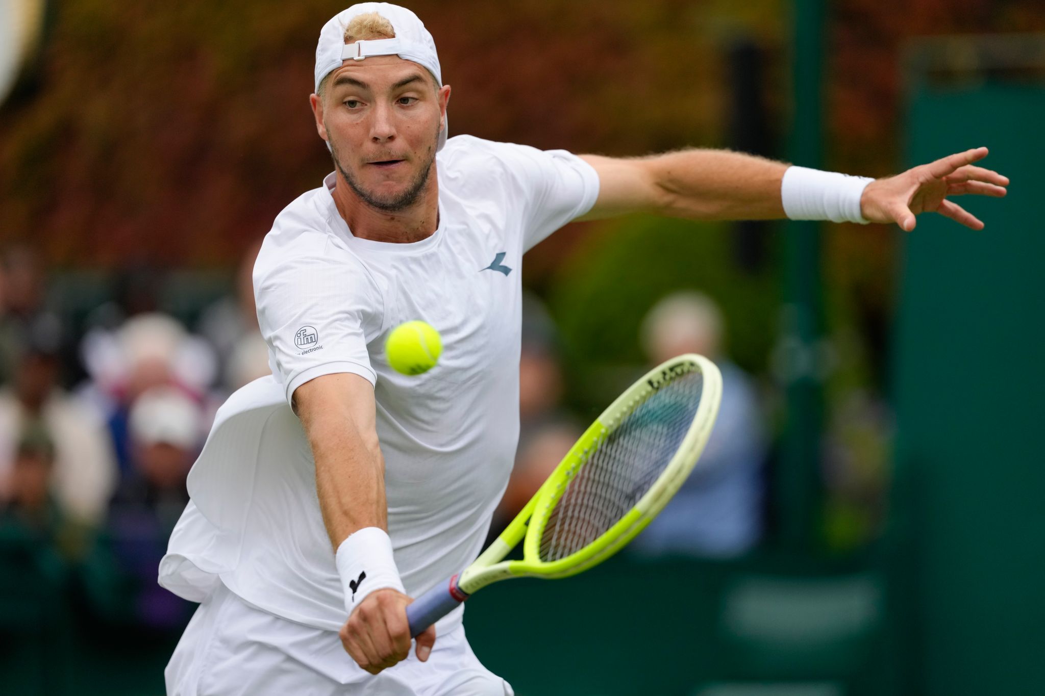 Jan-Lennard Struff erreicht dritte Runde in Wimbledon, trifft auf Medwedew