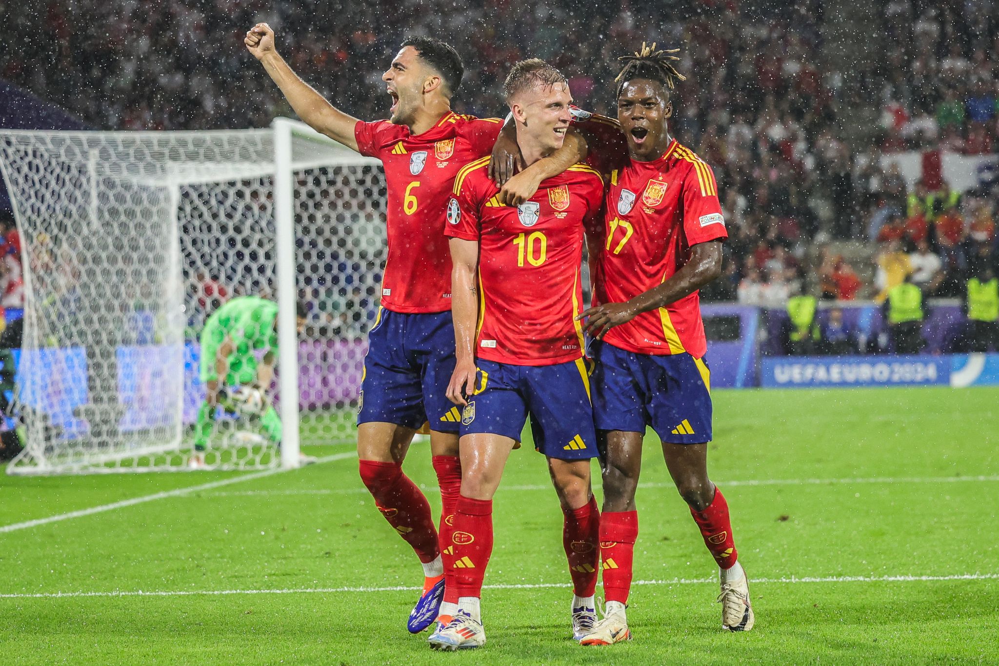 Spektakel von Spanien lockert das Mundwerk