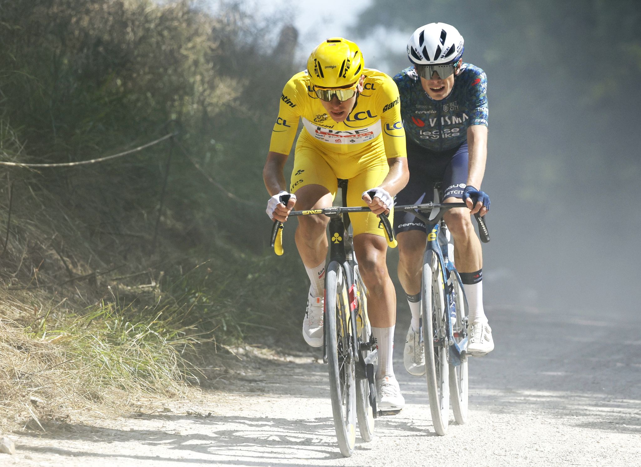 Tadej Pogacar auf dem Weg zum historischen Doppel-Sieg bei der Tour de France und Giro d’Italia