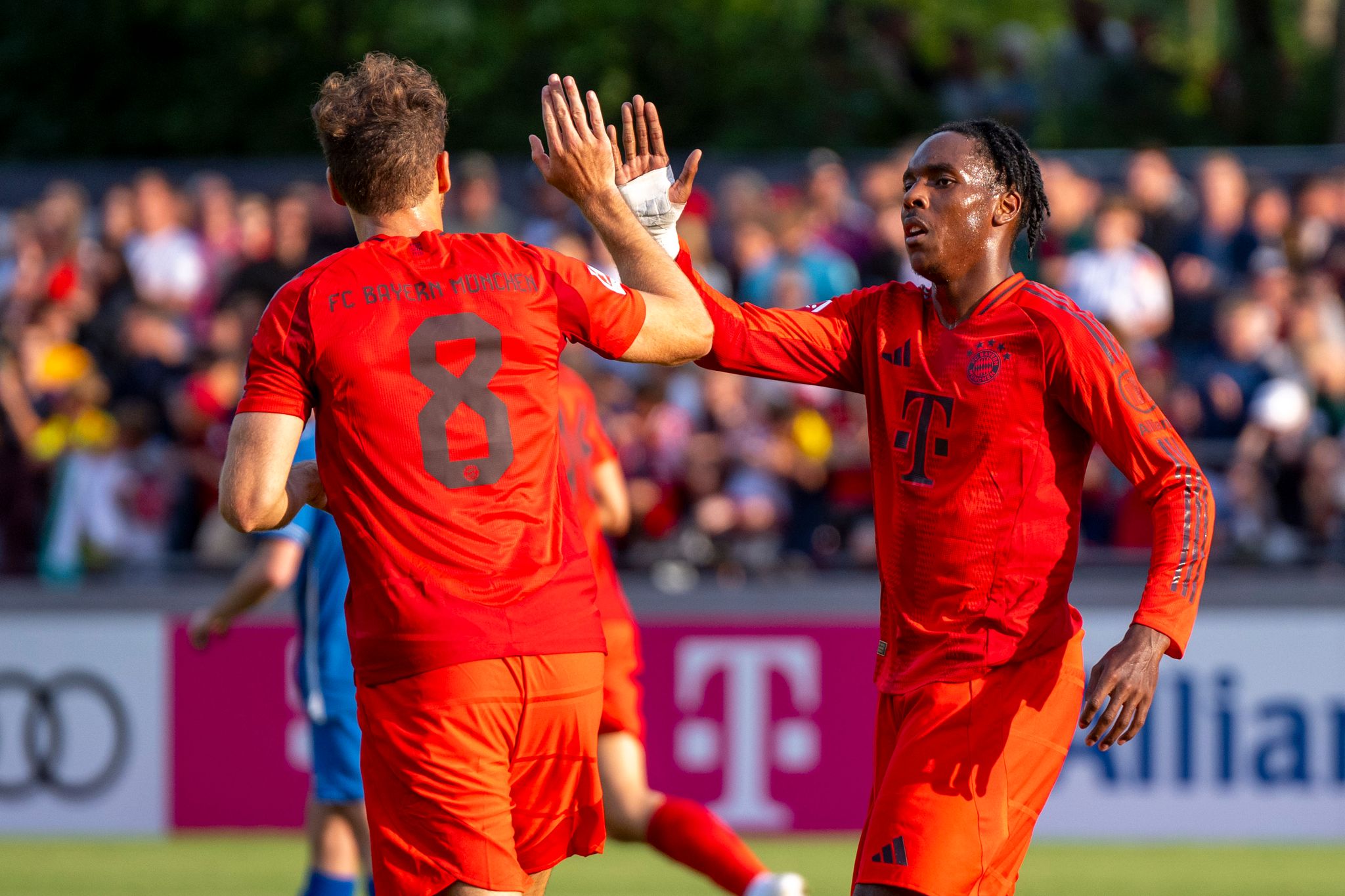 FC Bayern München gewinnt 14:1 gegen FC Rottach-Egern im Trainingslager