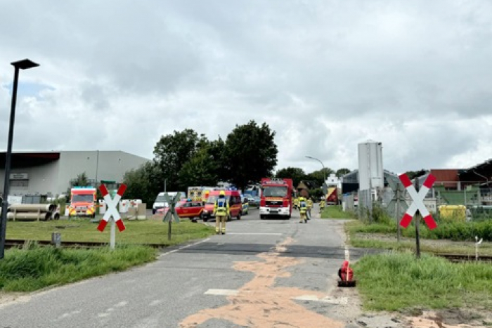 Tönning: Unfall Garding – Zug vs. PKW