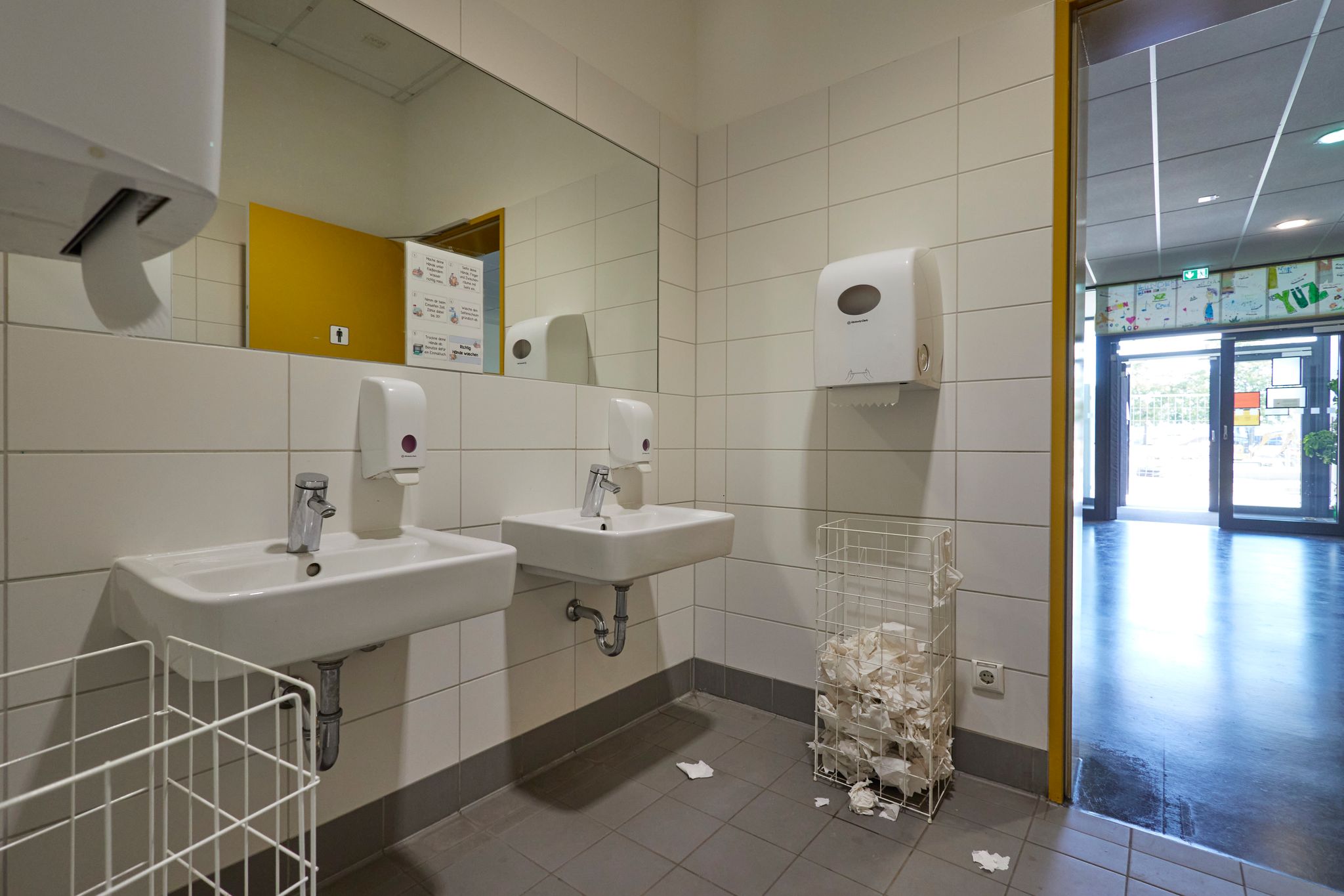 Umfrage: Schultoiletten in schlechtem Zustand