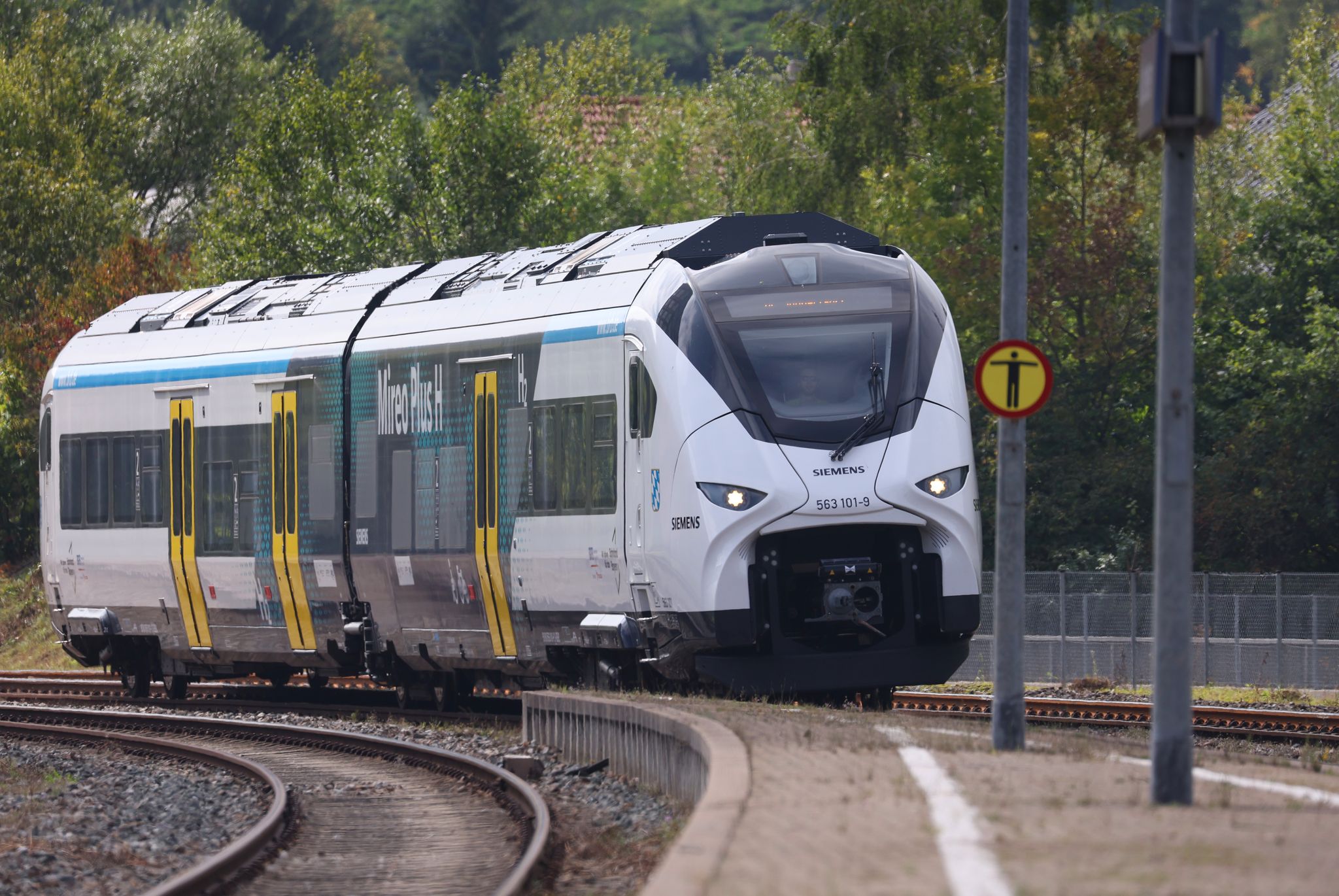 Bahn-Experten: Oberleitung ist die beste Lösung