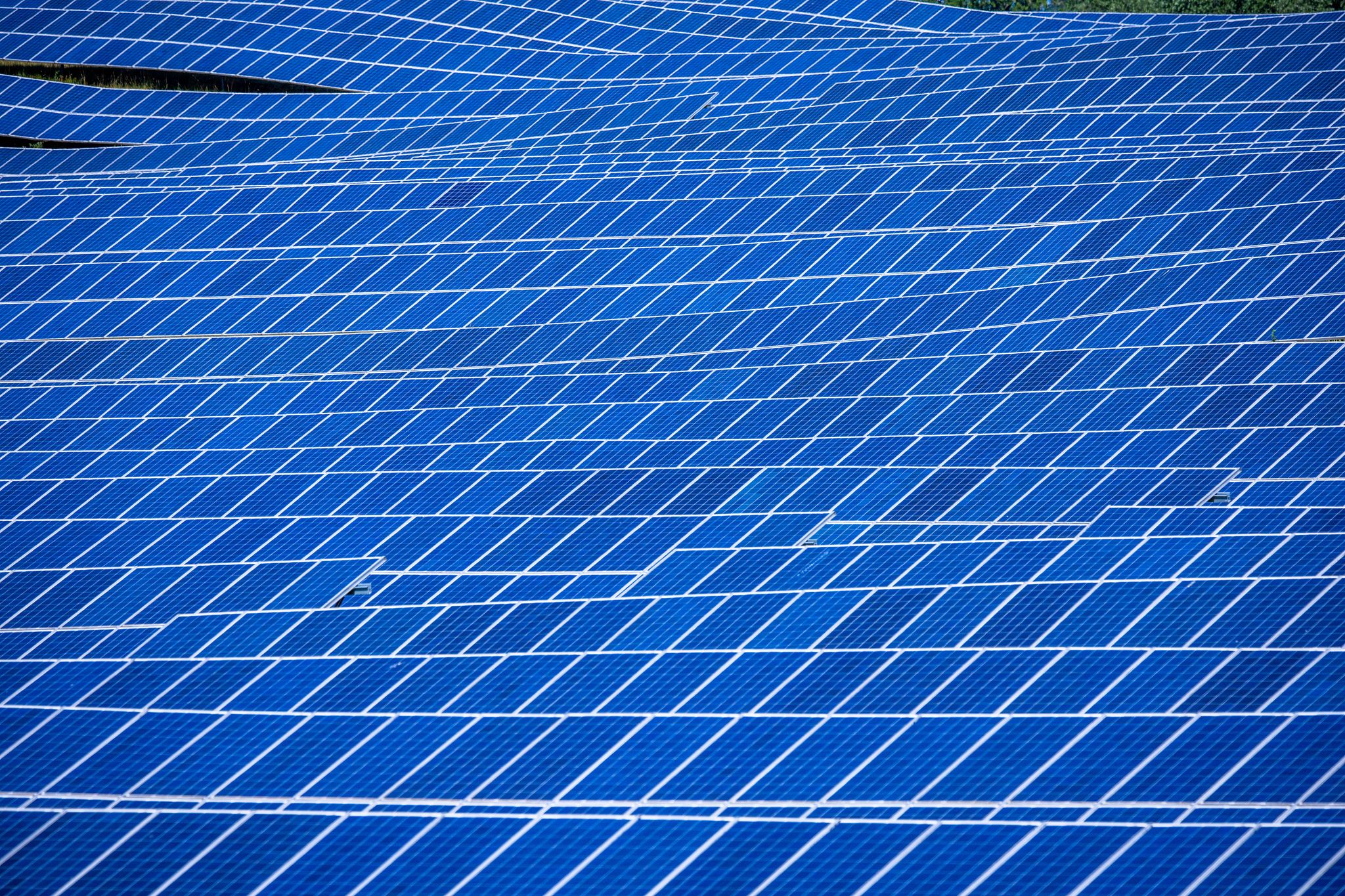 Deutschland: Solarenergie boomt, aber Netzsteuerung wird schwieriger