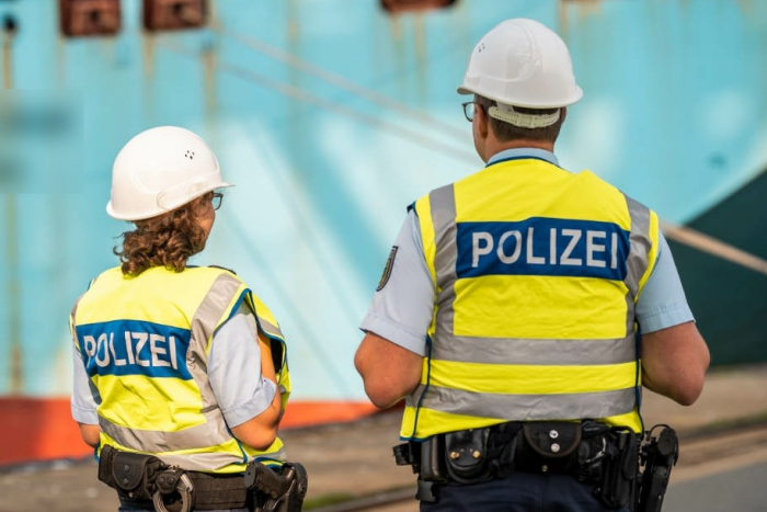 Bremerhaven: Gesuchter Mann auf Offshore-Schiff gefasst
