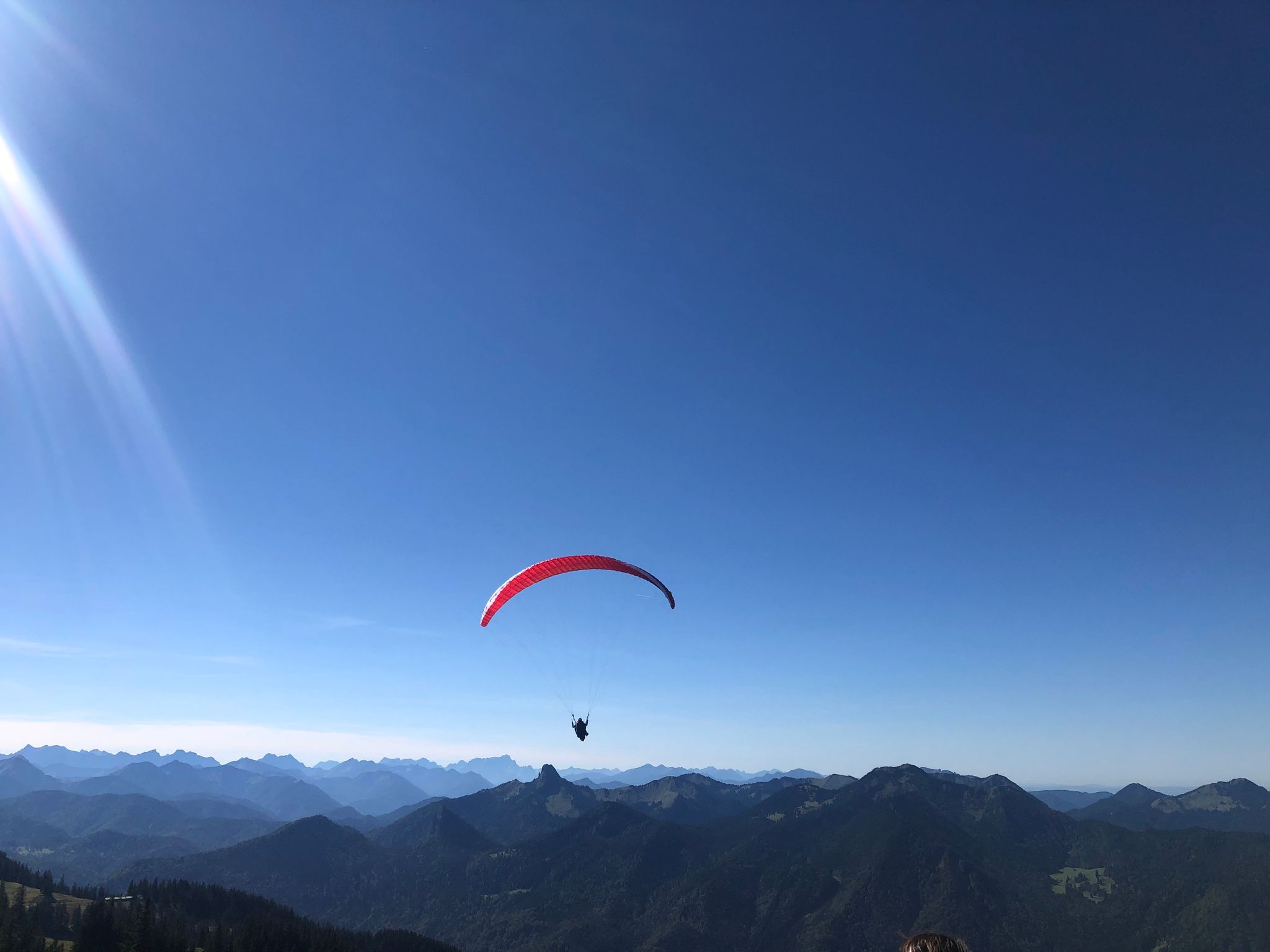 Zwei Tote bei Gleitschirmunfall in der Schweiz