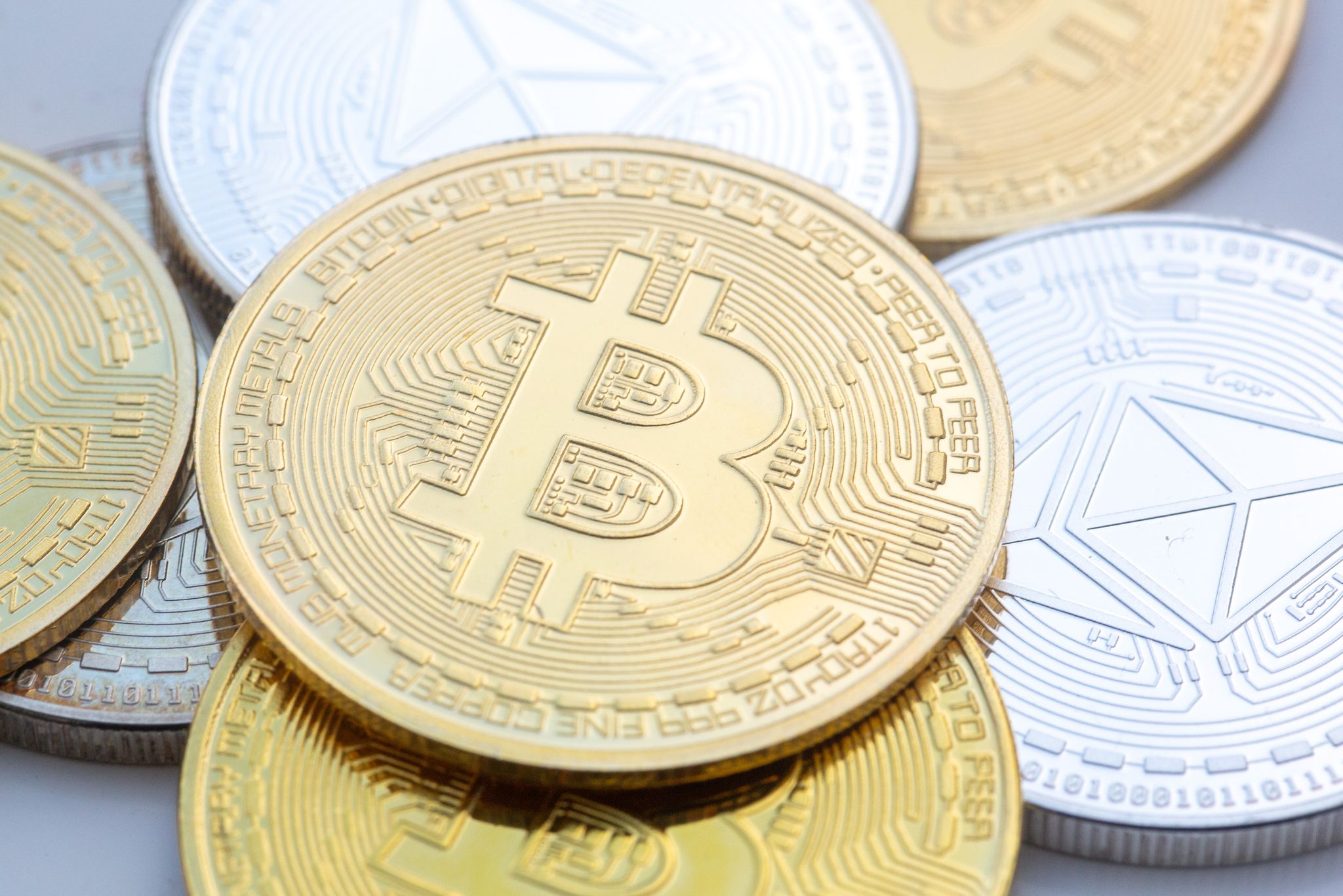 Bitcoin beschleunigt Talfahrt – Kurs unter 52.000 Dollar