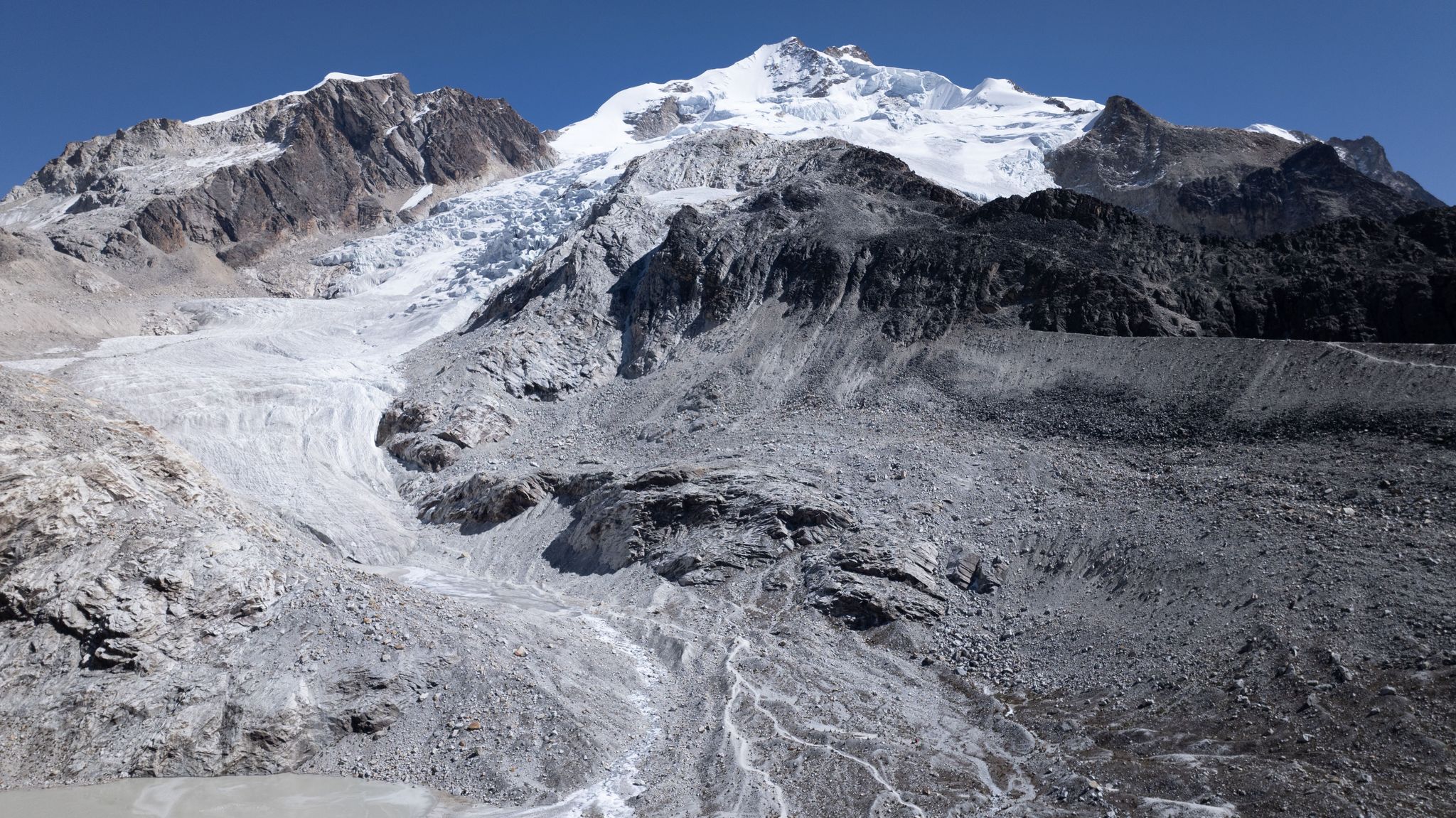 Anden-Gletscher in beispiellosem Maß geschrumpft