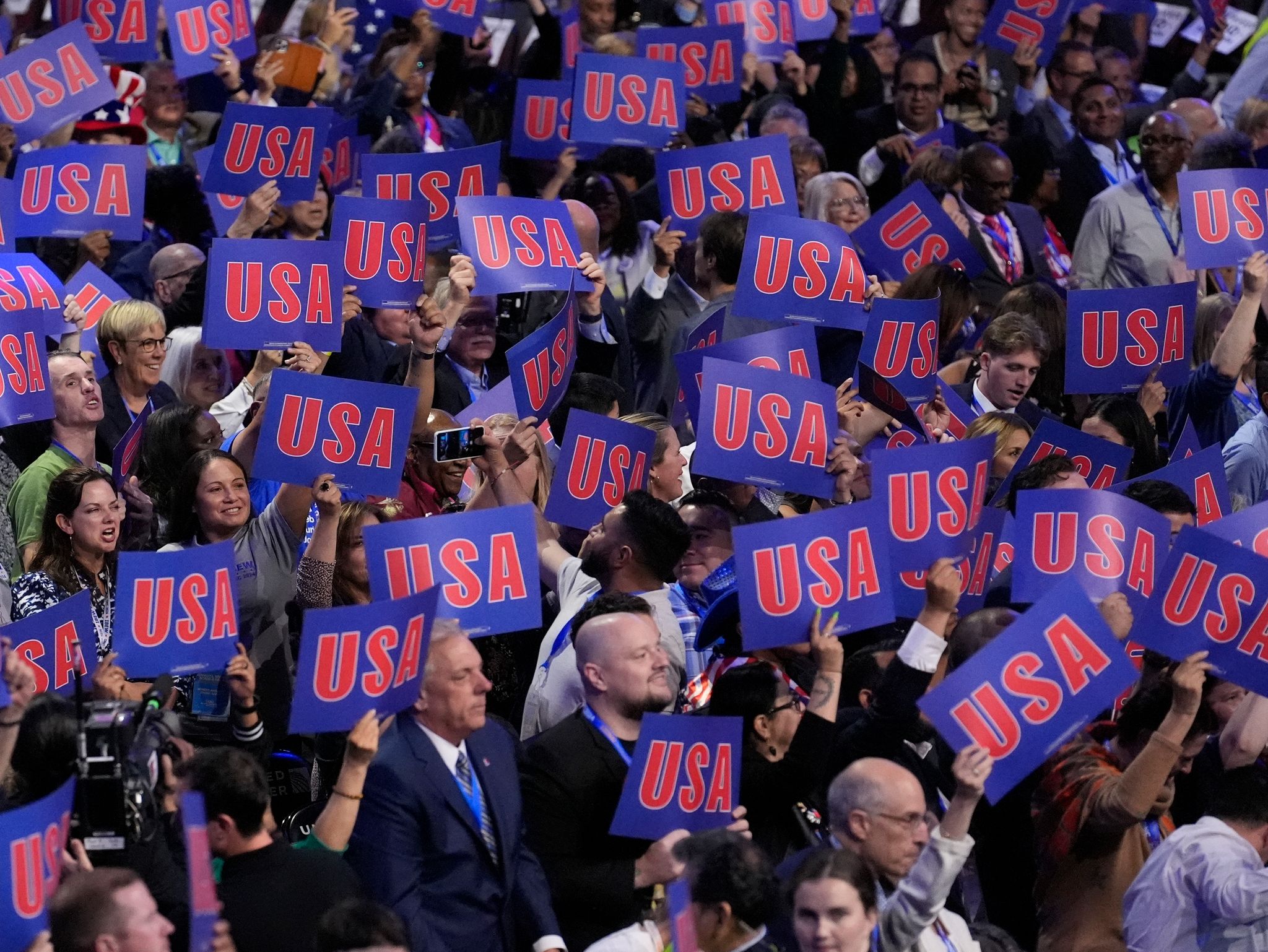 Demokraten bestätigen Walz als Vizepräsidentschaftskandidat